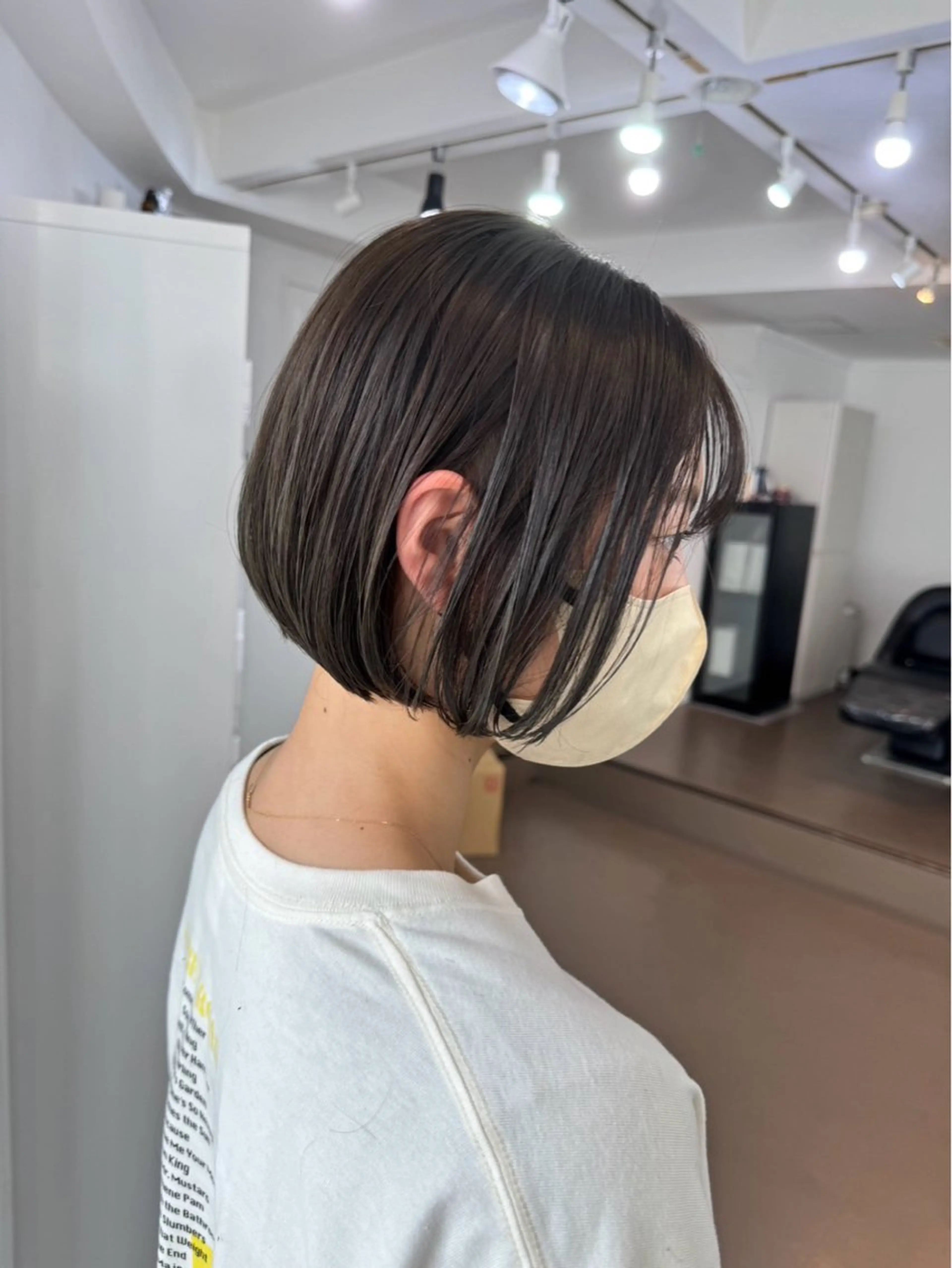 ショート カラー 切りっぱなしボブ ボブ 神戸ボブ✂️ ioe三宮/田 伸佳のヘアスタイル