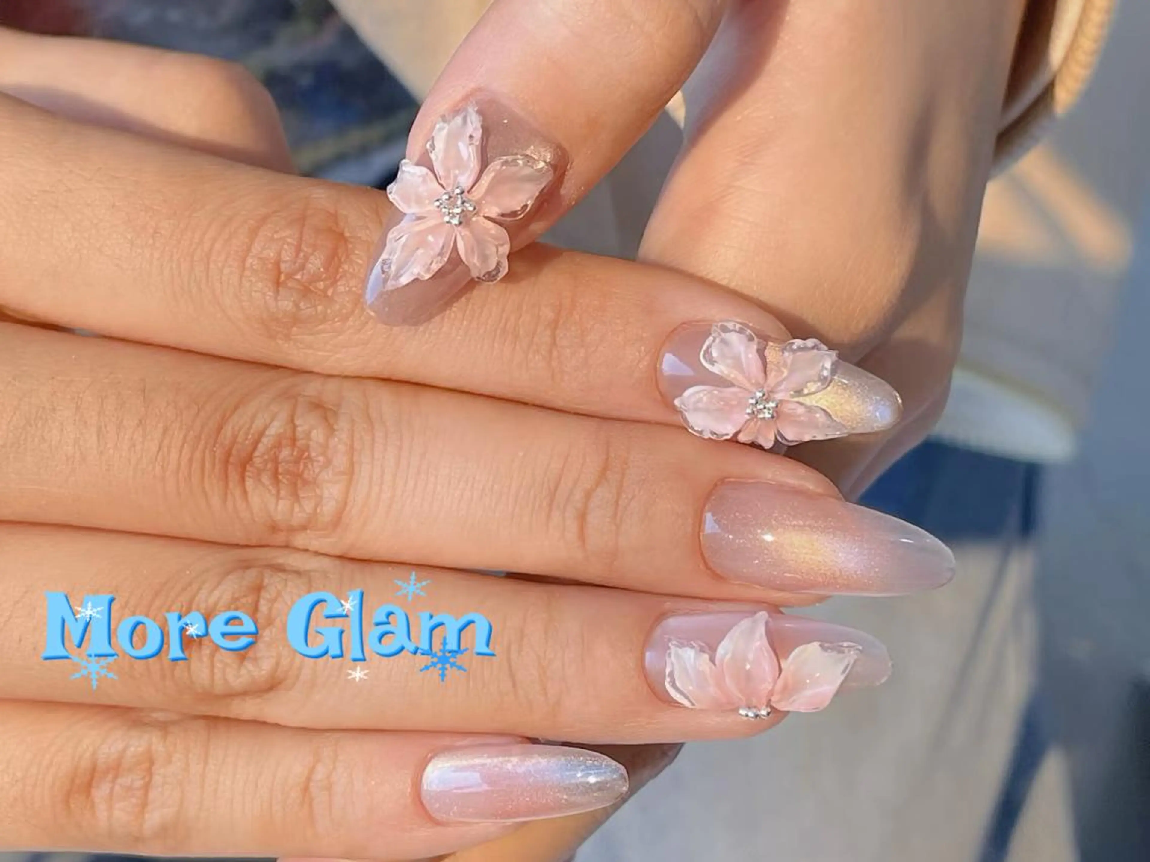 ネイル 長さ出し フットネイル フレンチネイル ジェルネイル ガラスフレンチ MoreGlam Nailsのネイルデザイン