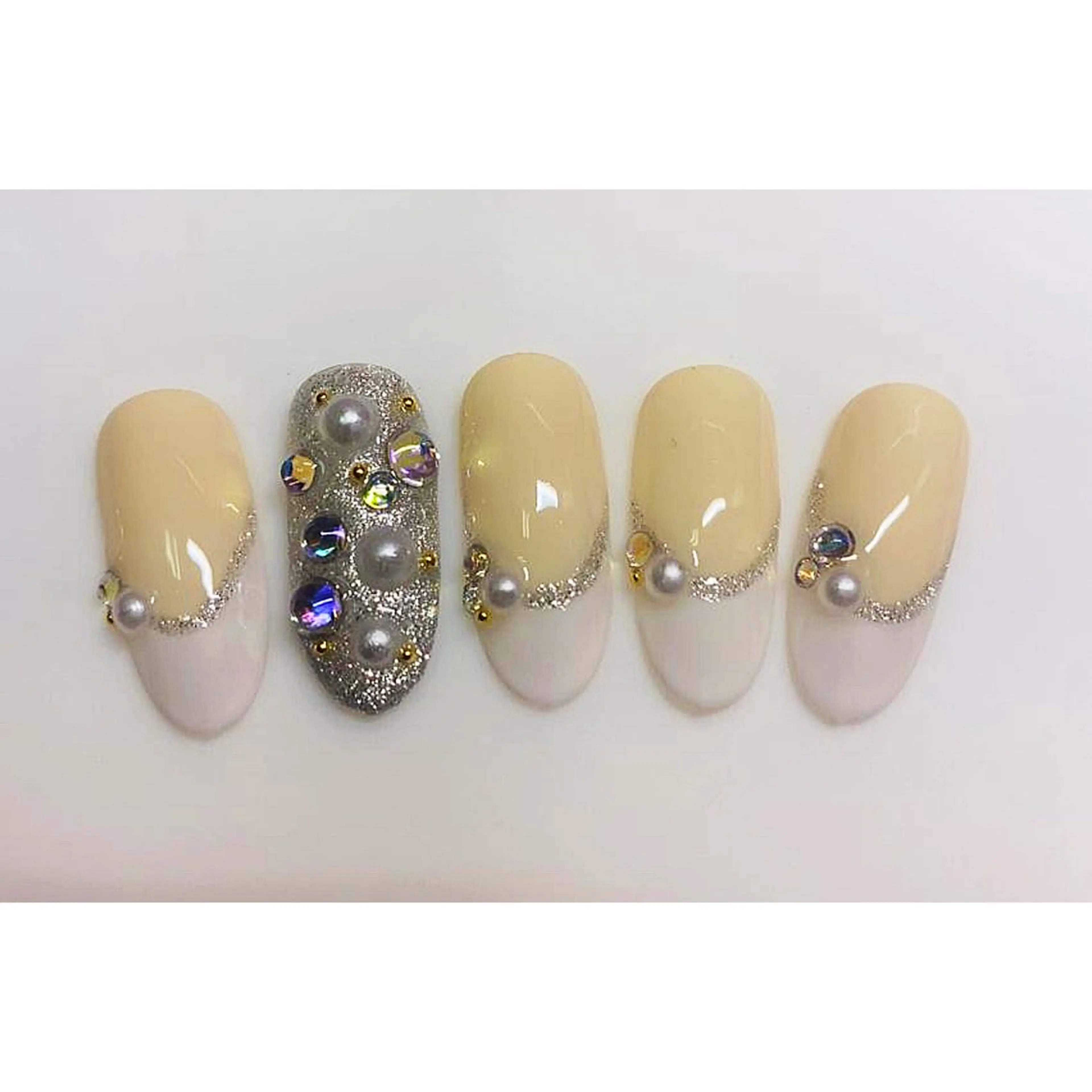 ネイル Nailsalon Smilingのネイルデザイン