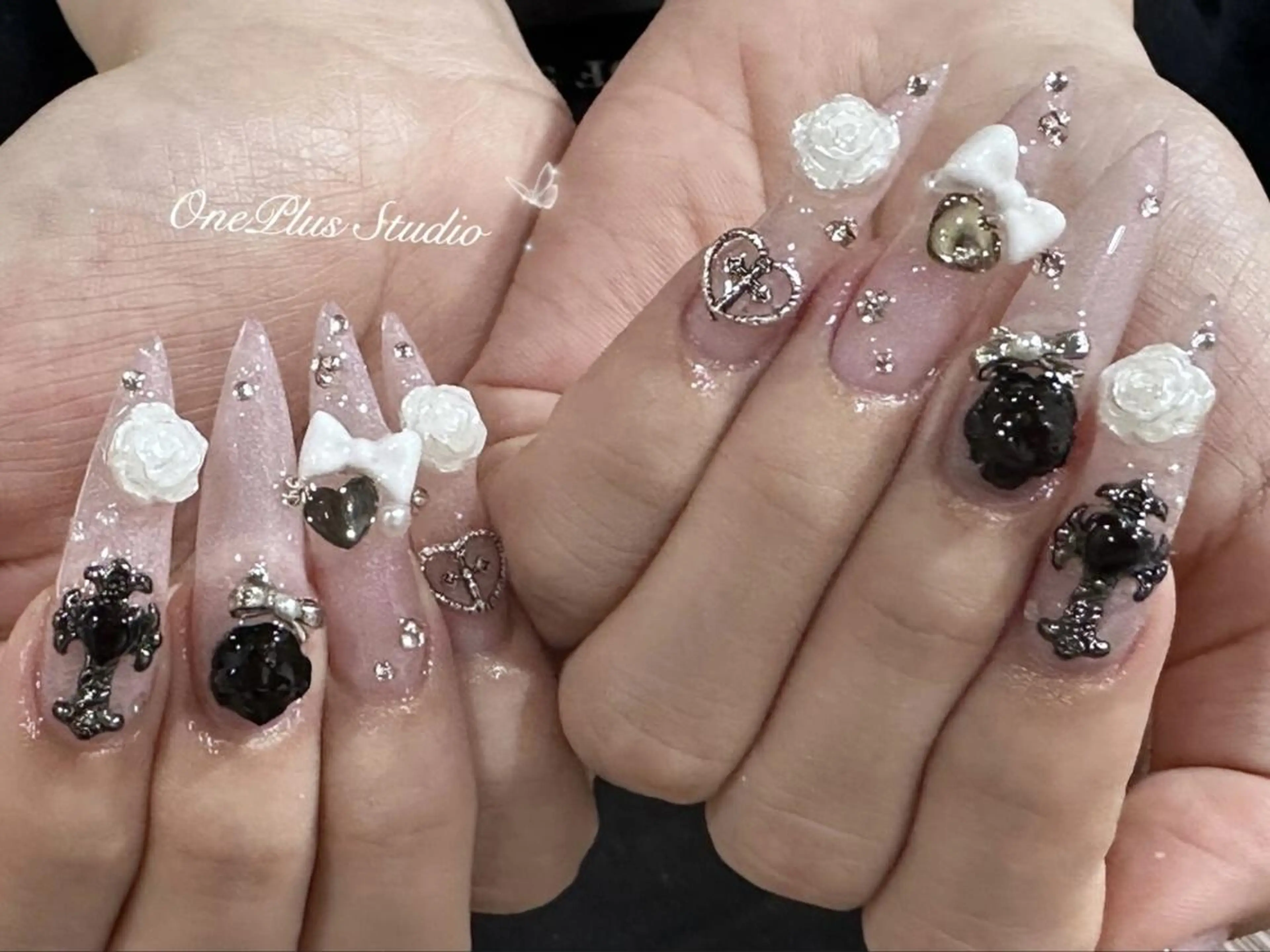 ネイル One Plus Nail Salonのネイルデザイン