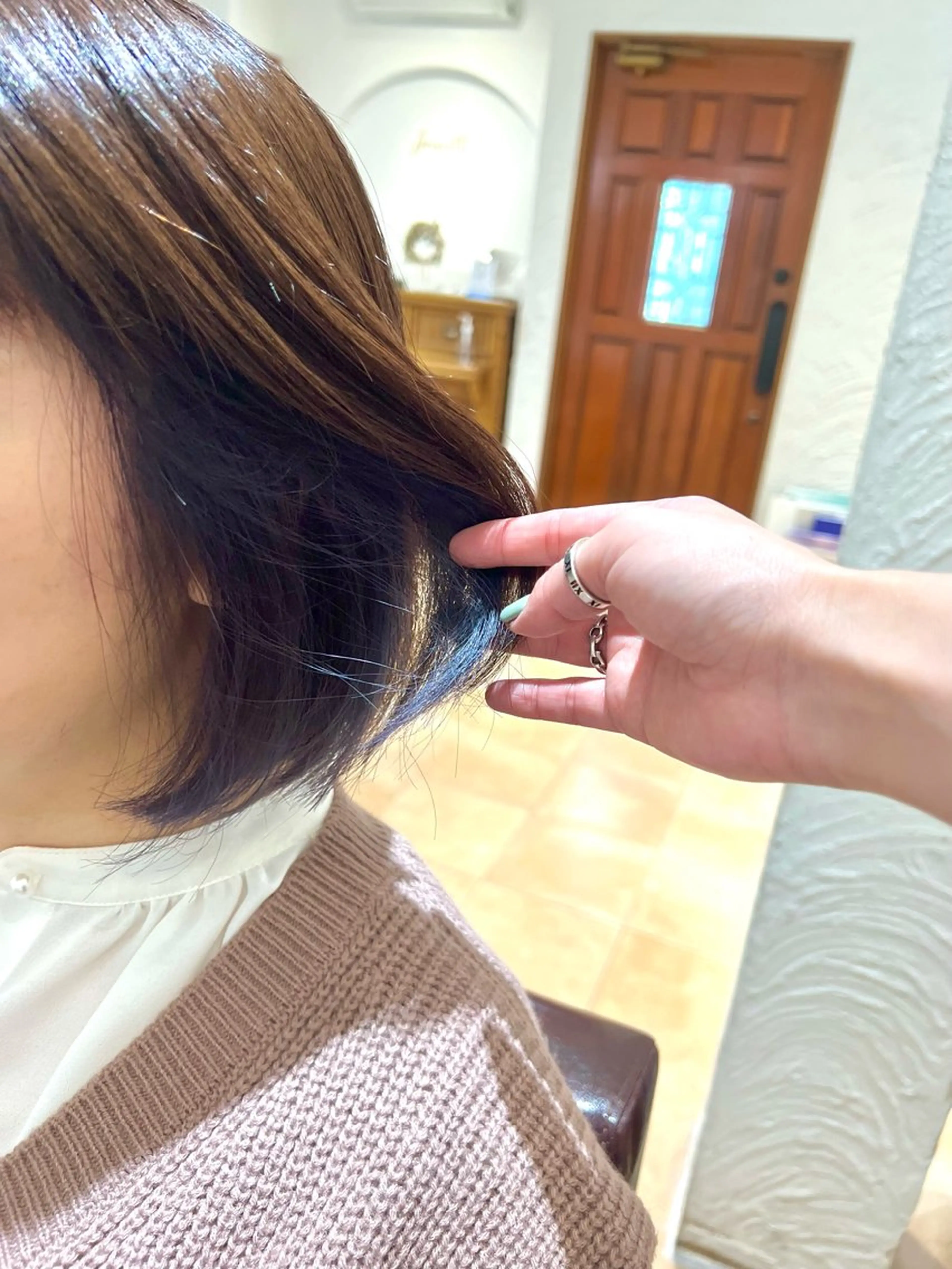 ショート カラー 🥀韓国ヘア🥀 宮津真菜のヘアスタイル