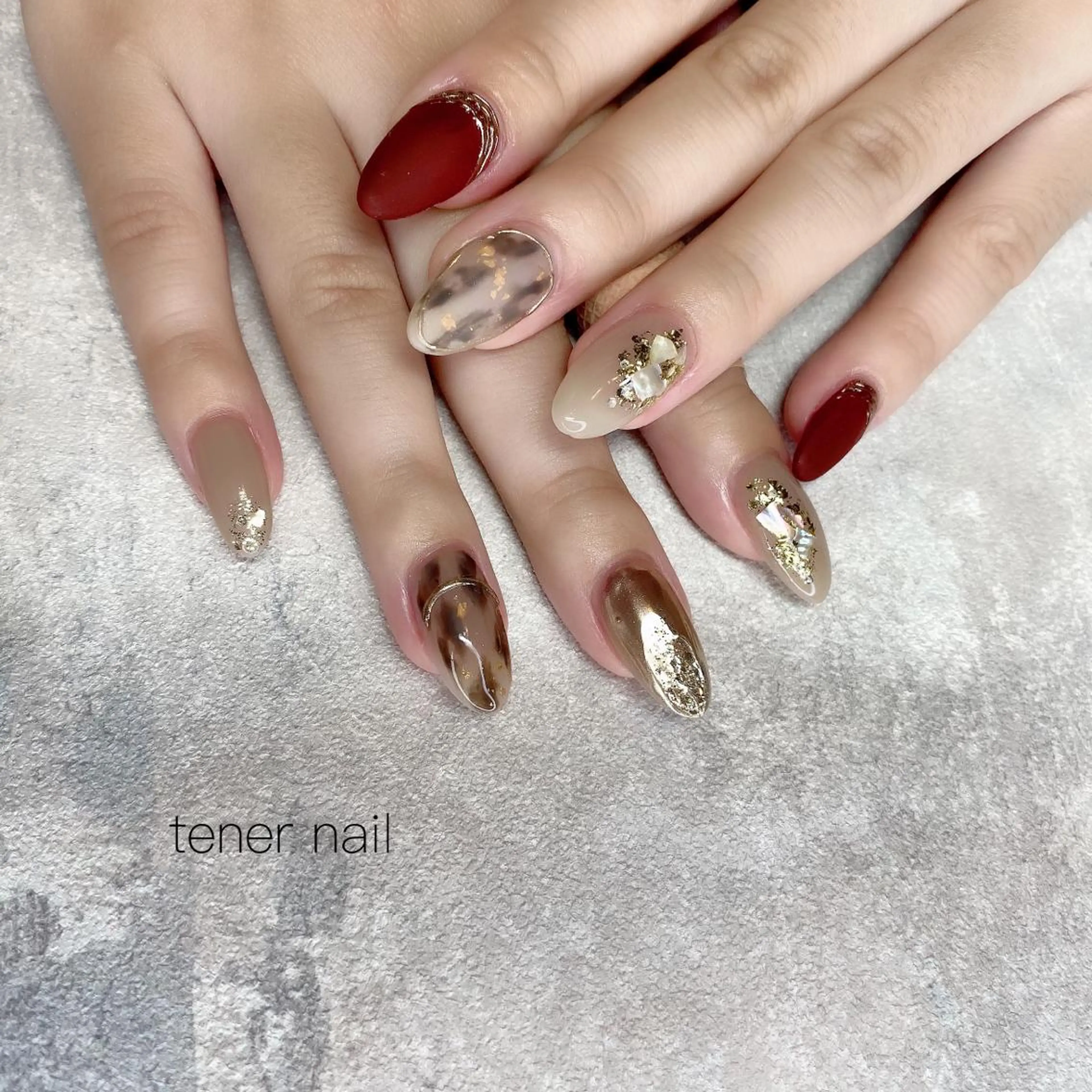 ネイル アニマル柄 ニュアンスネイル tener  nail  テネルネイル所属・テネルネイル tener nailのネイルデザイン