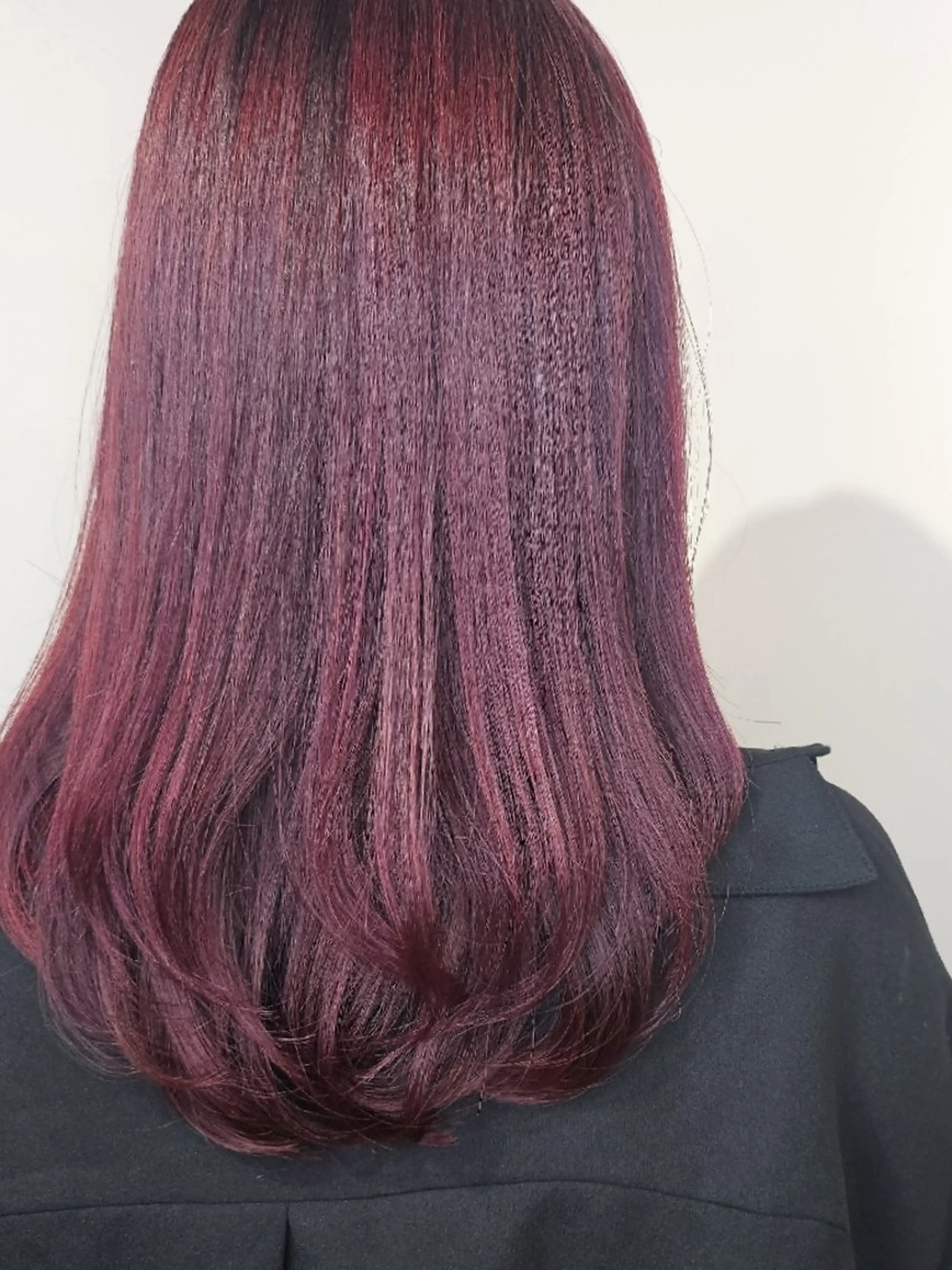 セミロング ヘアカラー トリートメント 🇰🇷透明感×ハイ トーン🌟tomoのヘアスタイル