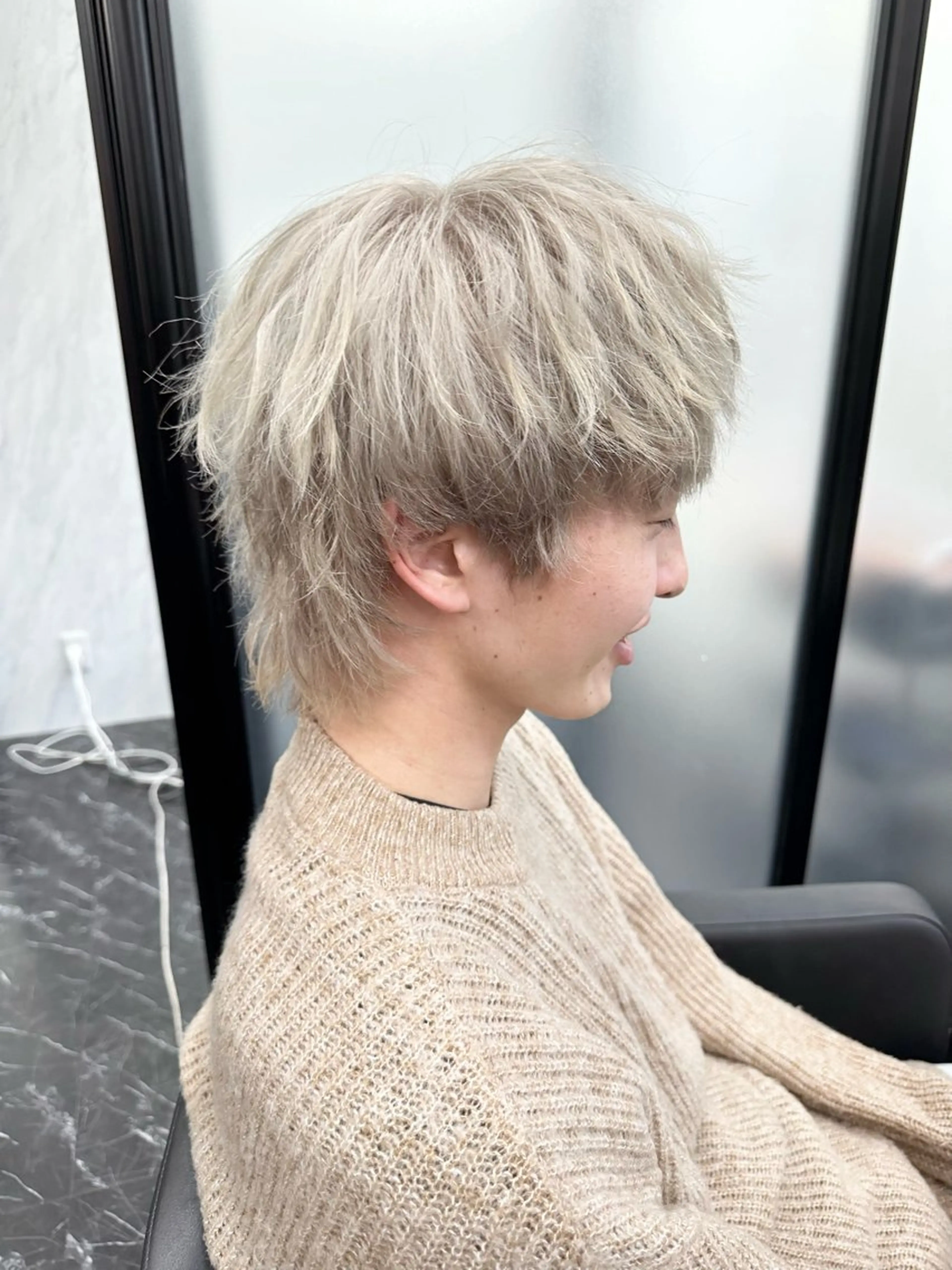 ミディアム カラー メンズ メンズハイトーン ハイトーンカラー ヘアカラー トリートメント ミルボンAujua認定サロン Ria  OSAKA 梅田所属・メンズ、エクステ特化 Ryuのヘアスタイル