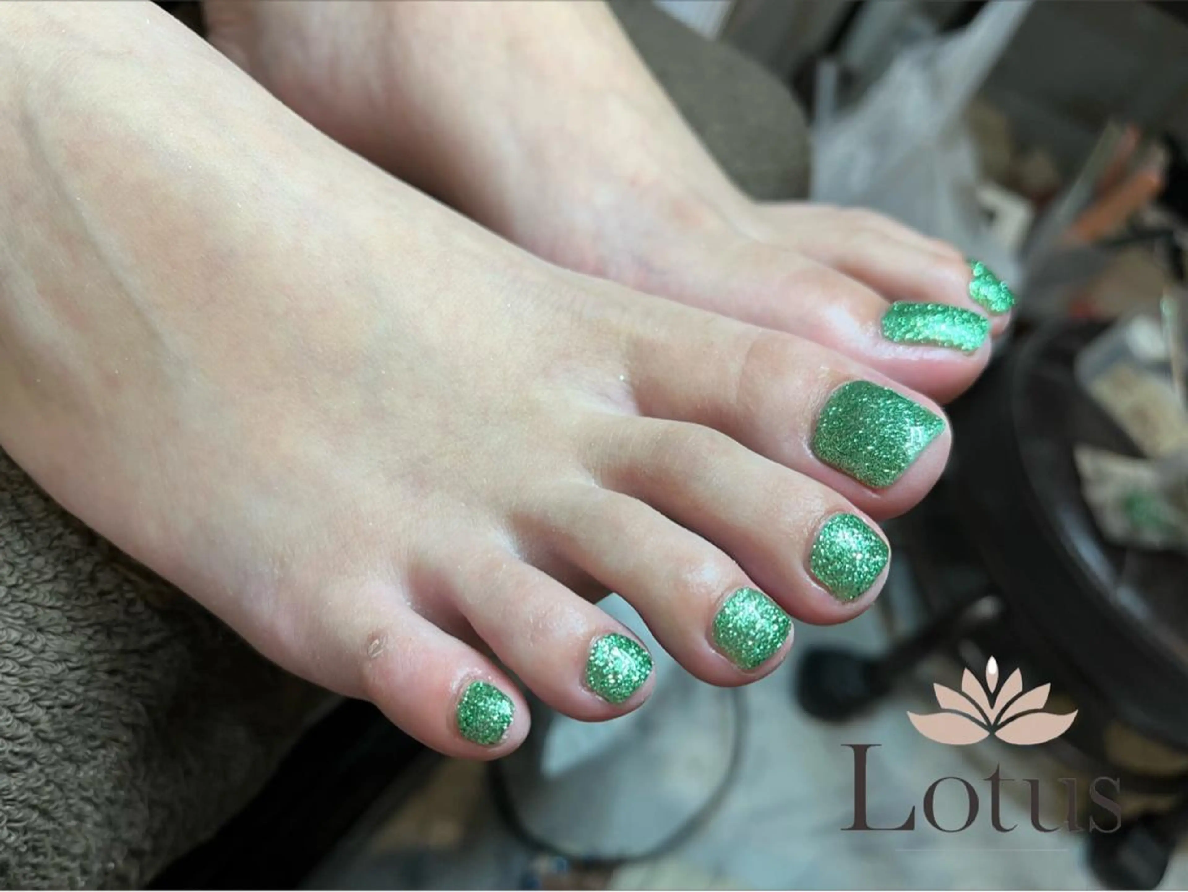 ネイル フットネイル ワンカラーネイル elu しみずのネイルデザイン