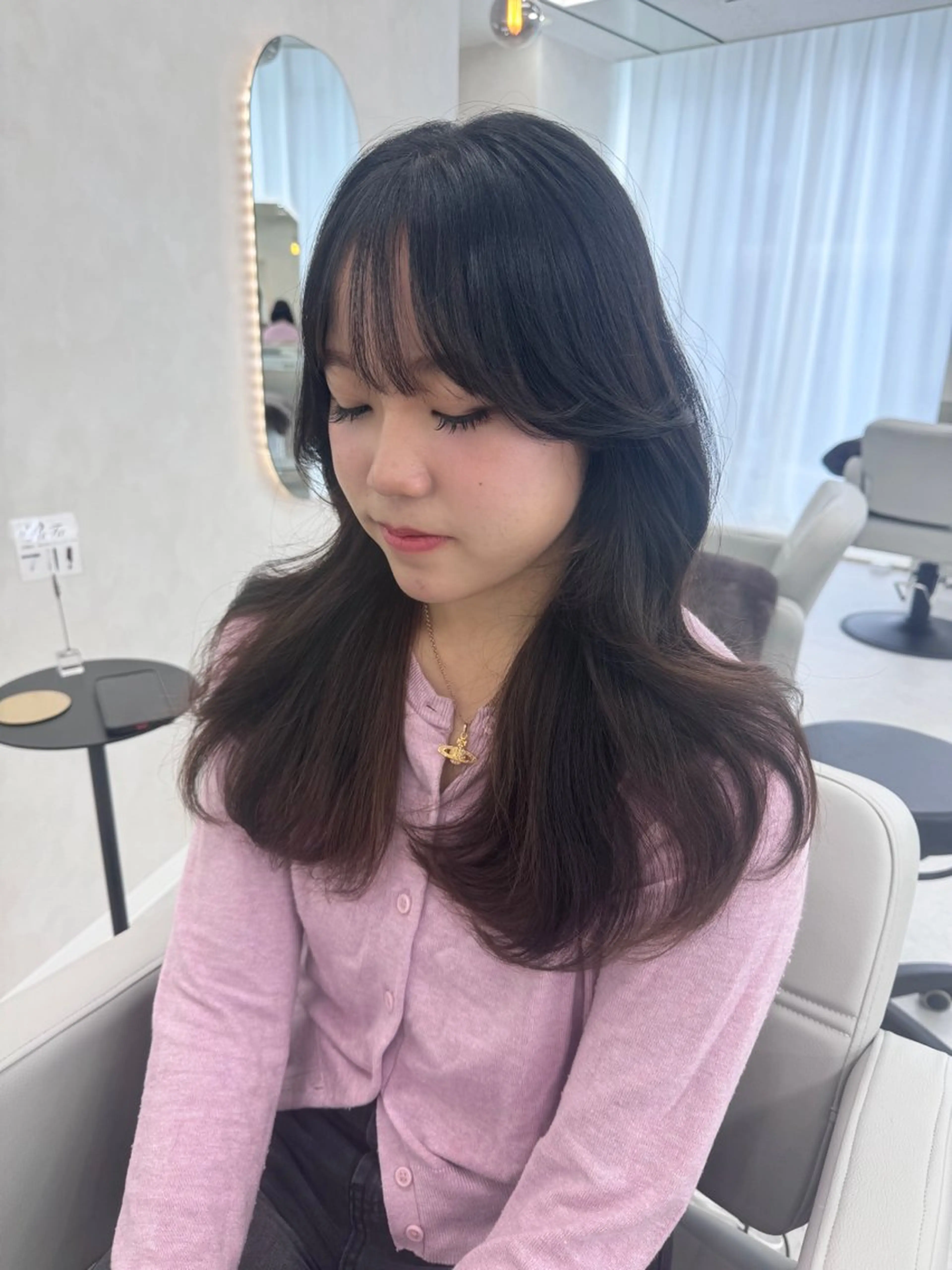 ロング 韓国風カラー くびれヘア 顔まわりレイヤー 顔周りカット ハイレイヤー 韓国ヘア特化🇰🇷 心斎橋【ユリカ】のヘアスタイル