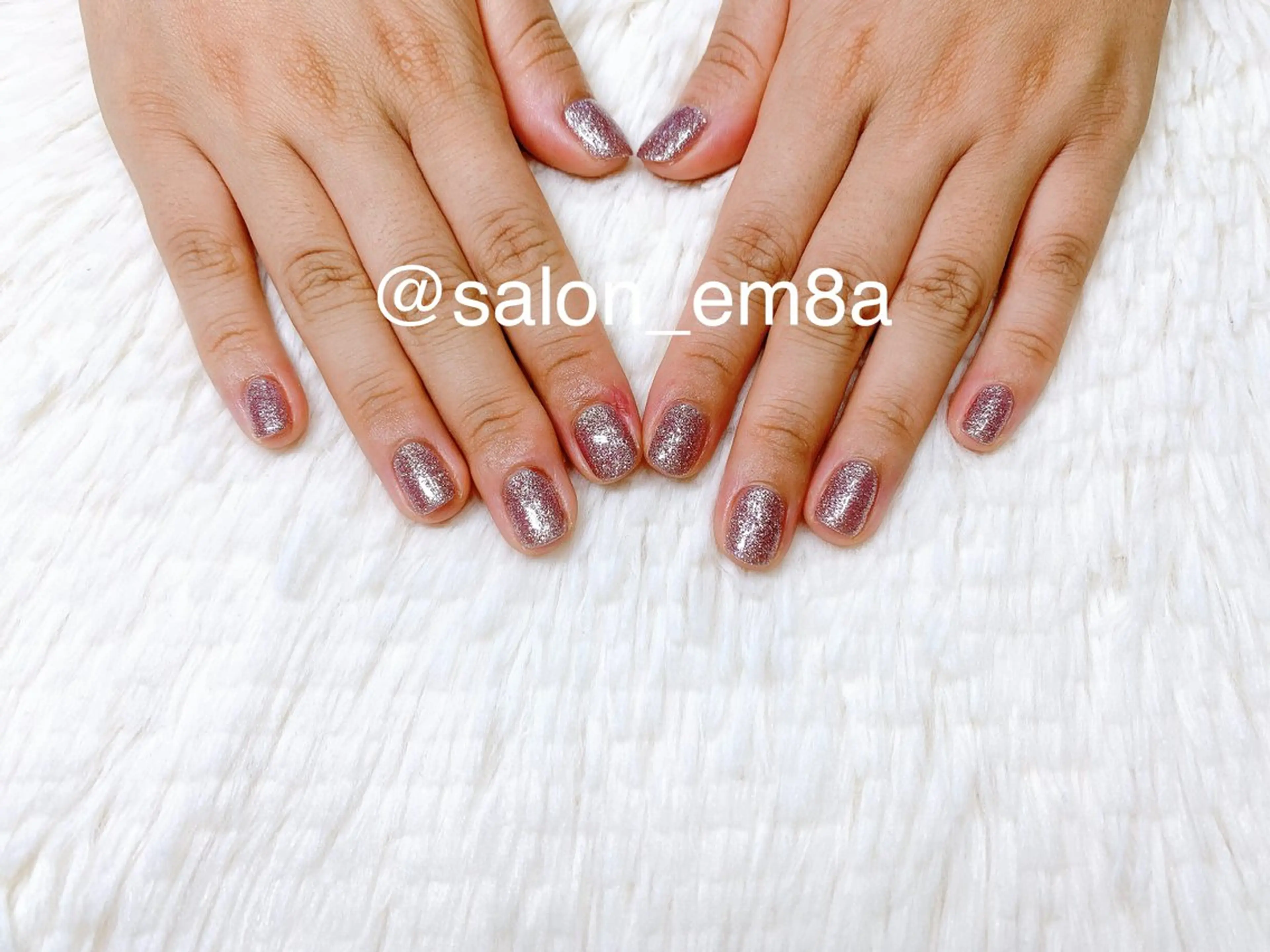 ネイル ジェルネイル ラメ(グリッター) ワンカラーネイル ハンドネイル salon EM&A emiのネイルデザイン