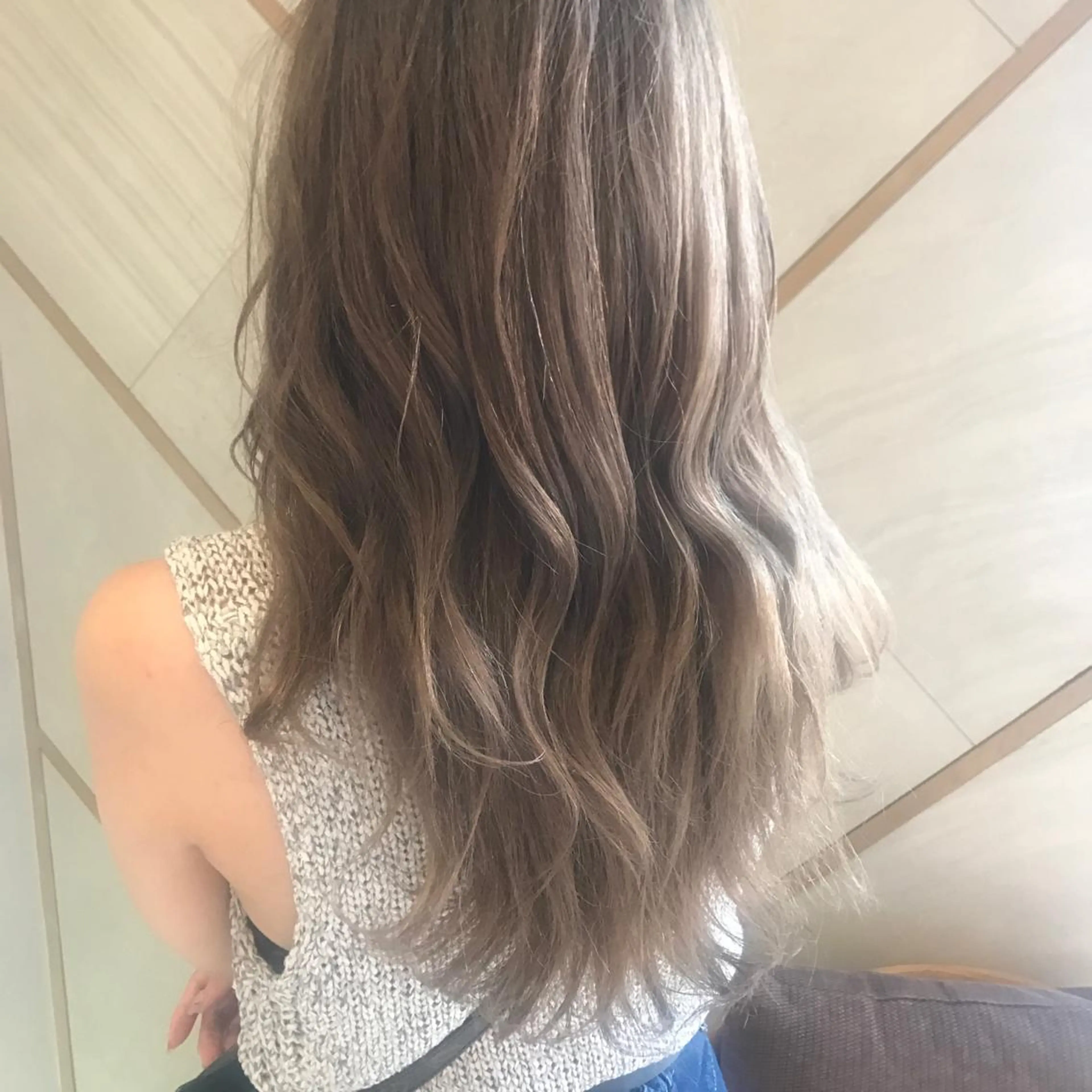 セミロング 断髪刈舞所属・大月 優汰のヘアスタイル