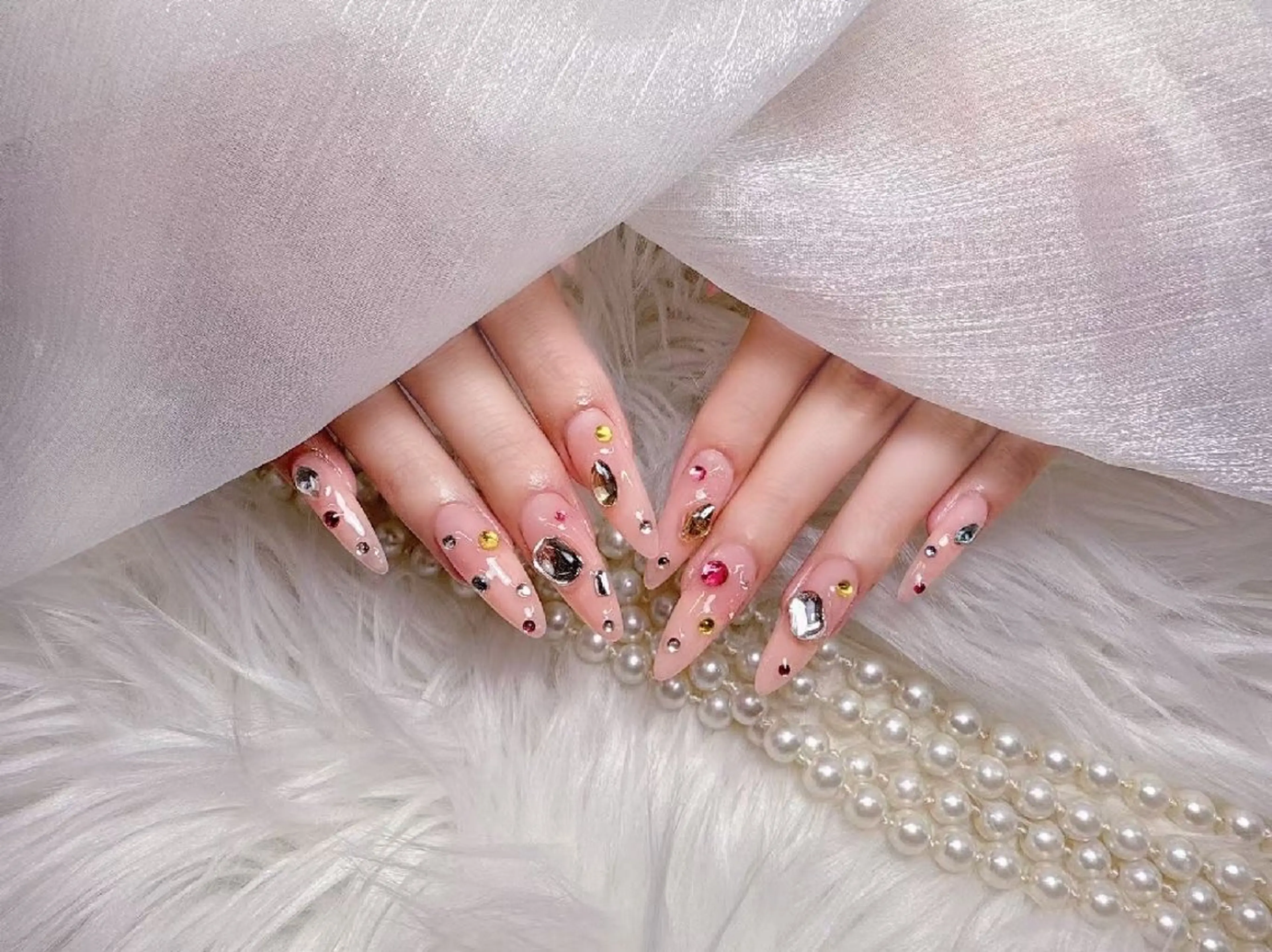 ネイル ENsalon AKIRAのネイルデザイン