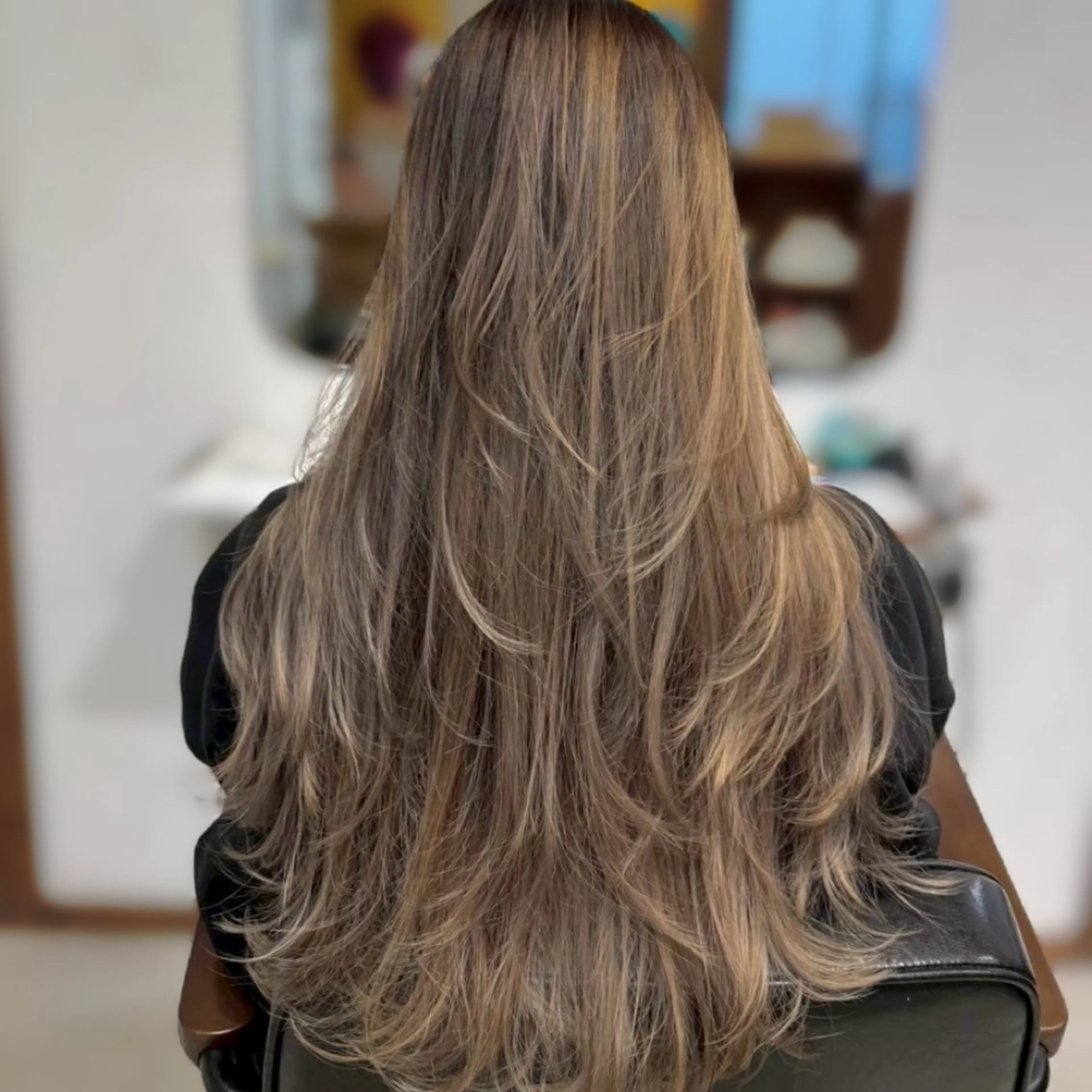 ロング 坂本 璃里杏のヘアスタイル