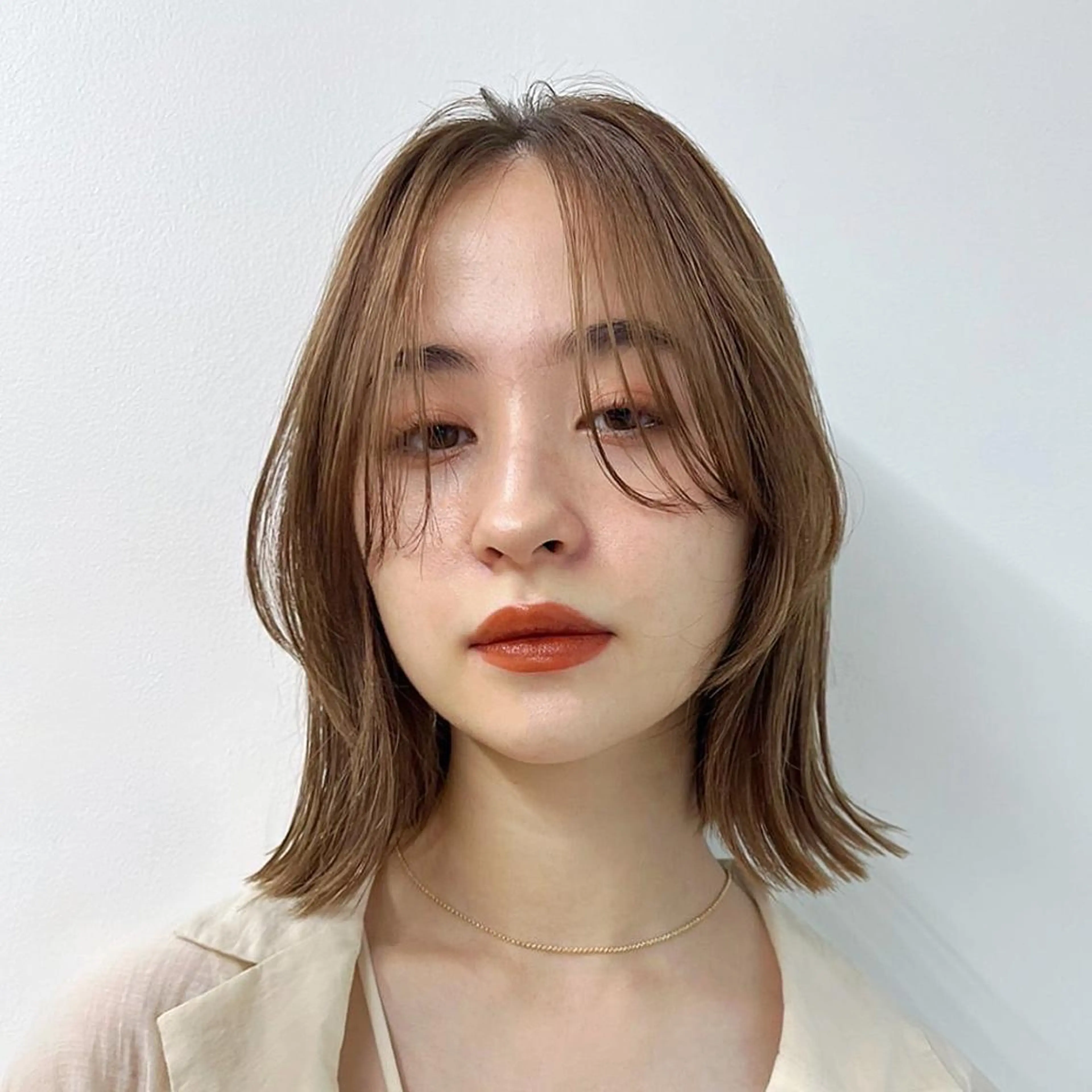 ミディアム カット ヘアカラー パーマ 縮毛矯正 トリートメント ヘアセット 🫧レイヤー/暖色 /ベージュMAI🫧のヘアスタイル