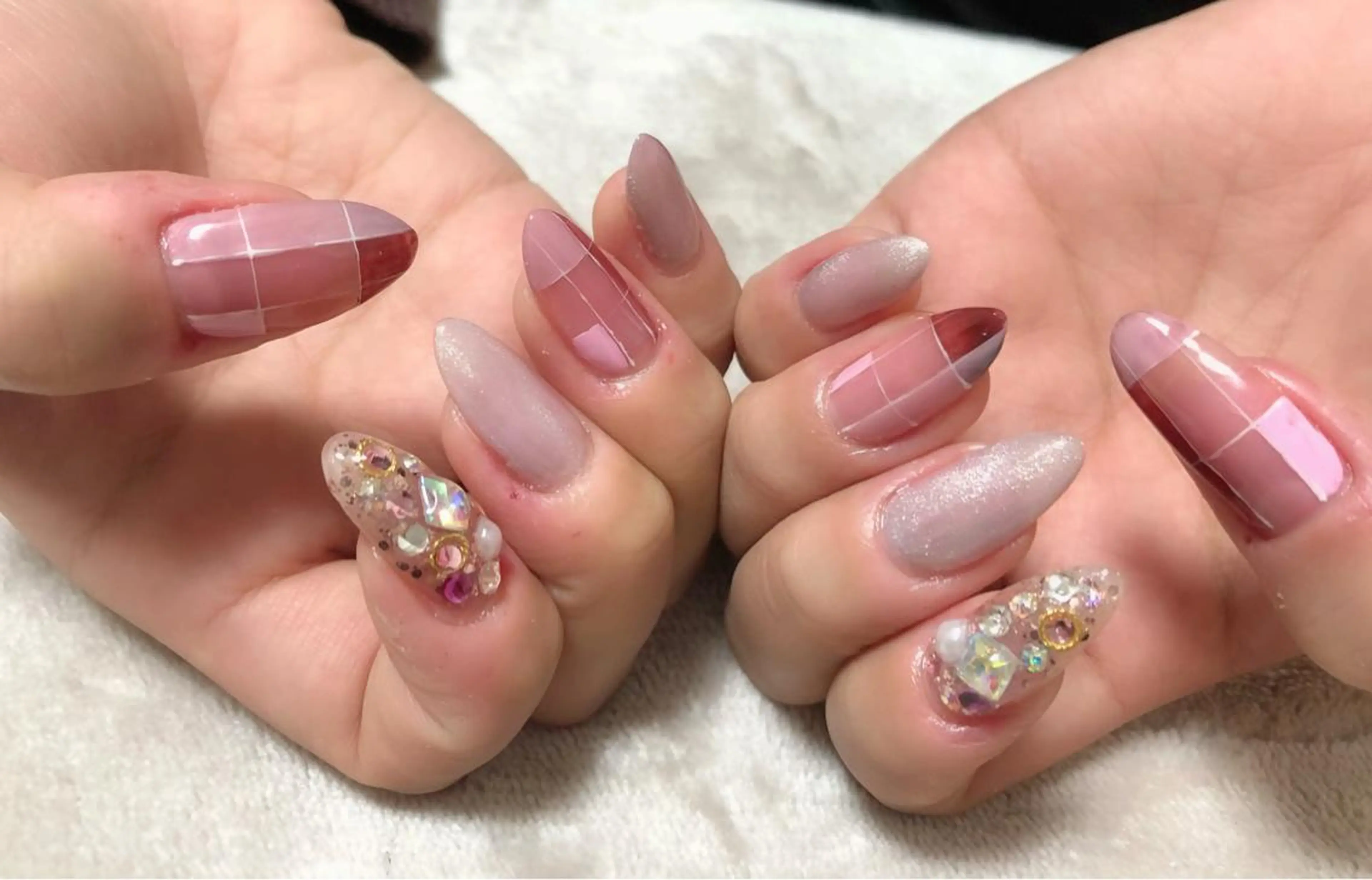 ネイル ハンドネイル t. yoshizawaのネイルデザイン