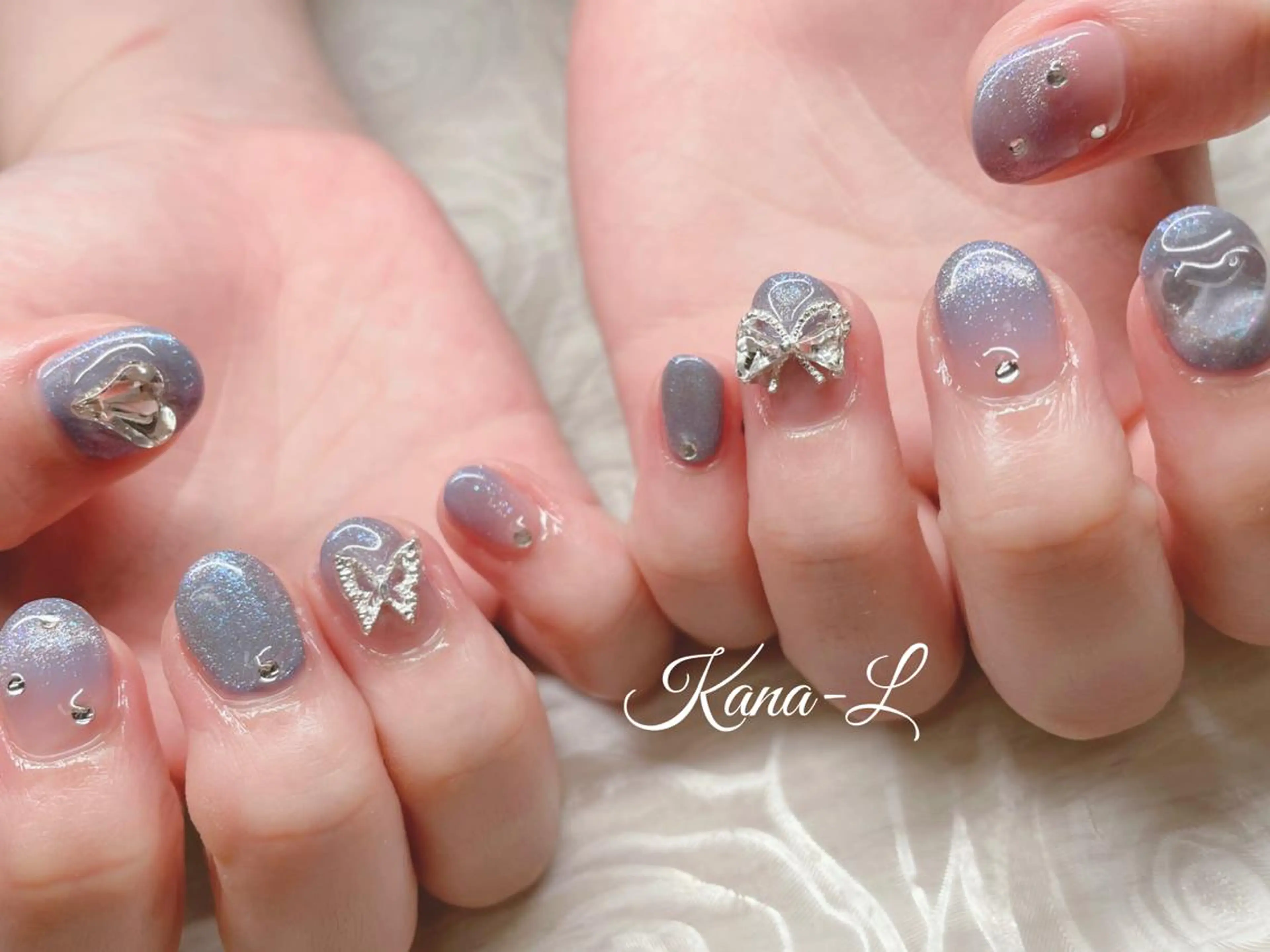 カラー ネイル ブルーカラー グラデーションカラー ブルー フレンチネイル ジェルネイル 芦辺 香奈のネイルデザイン