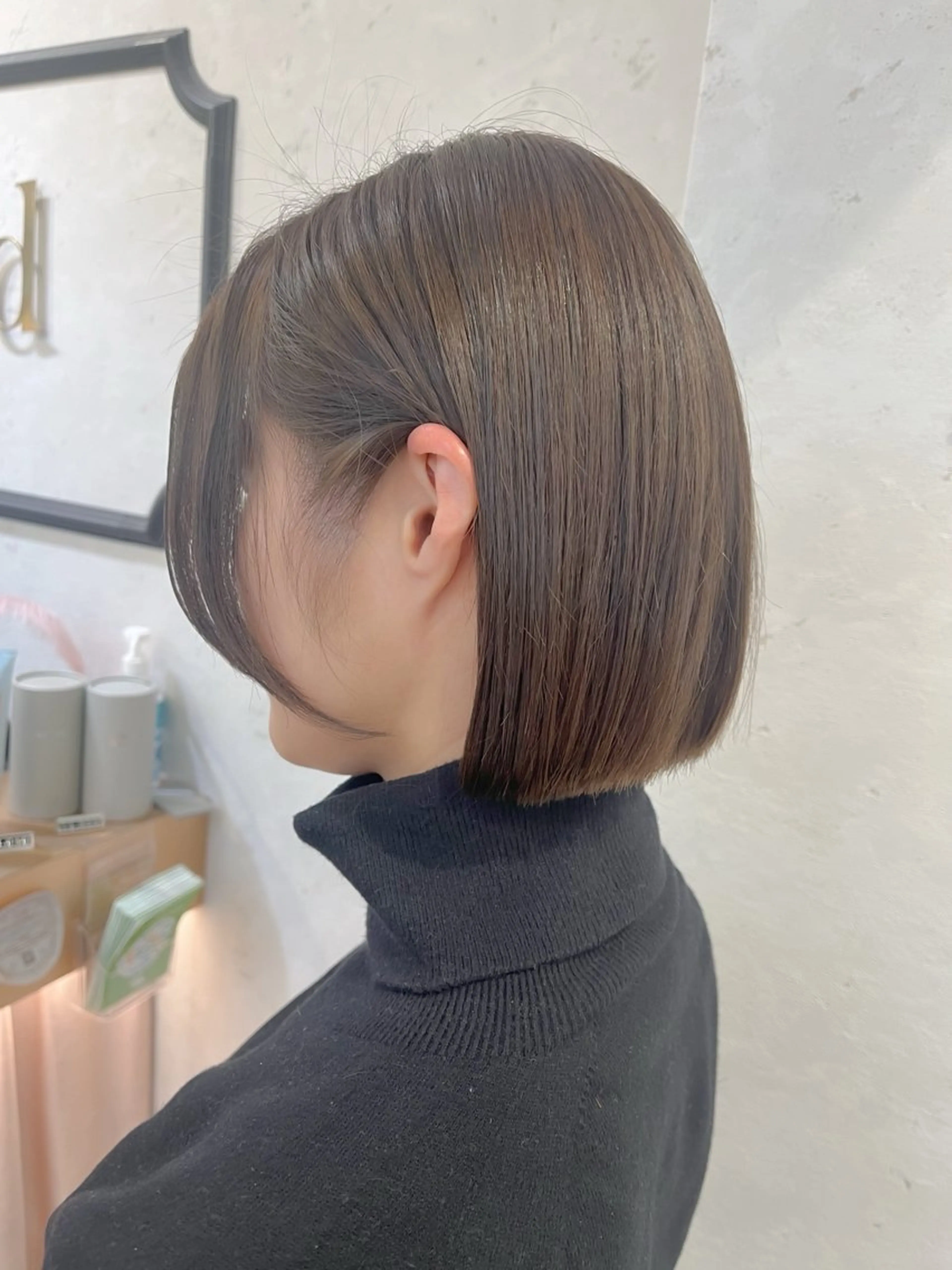 ショート カラー ボブ カット ヘアカラー トリートメント 透明感カラー│ レイヤーヘア中居美樹のヘアスタイル