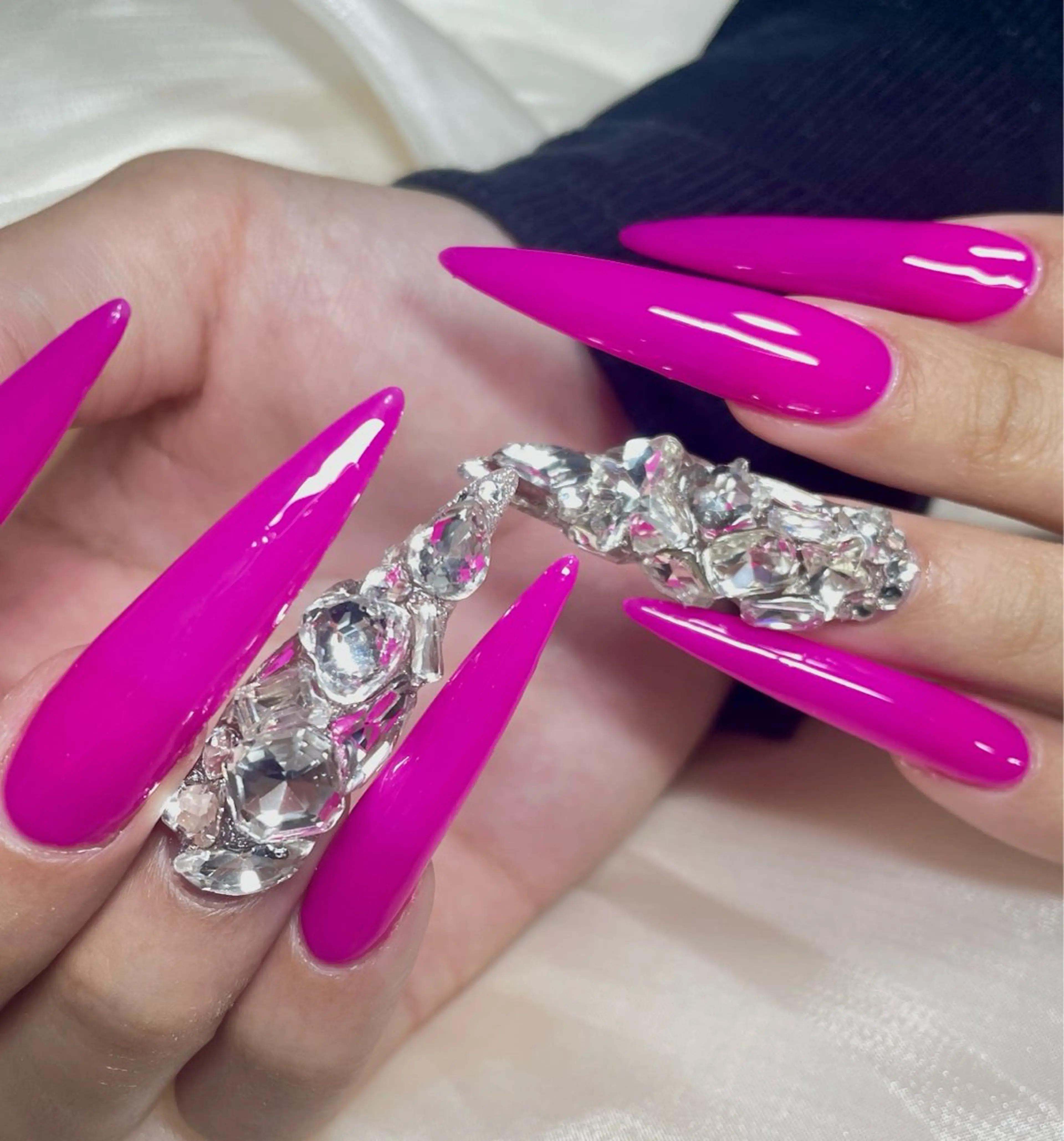 ネイル ハンドネイル Dea 心咲のネイルデザイン