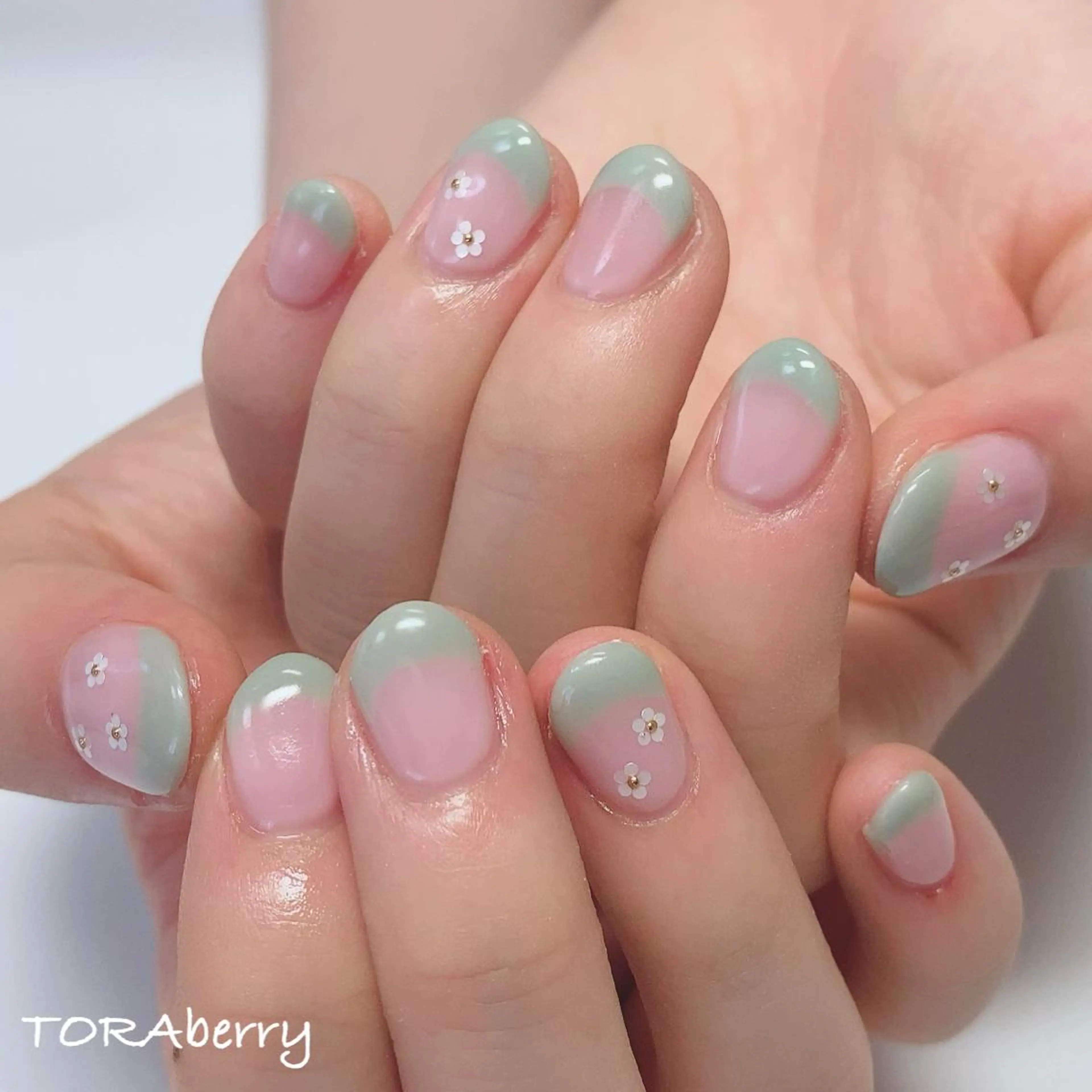 ネイル ハンドネイル ネイリスト なつみのネイルデザイン