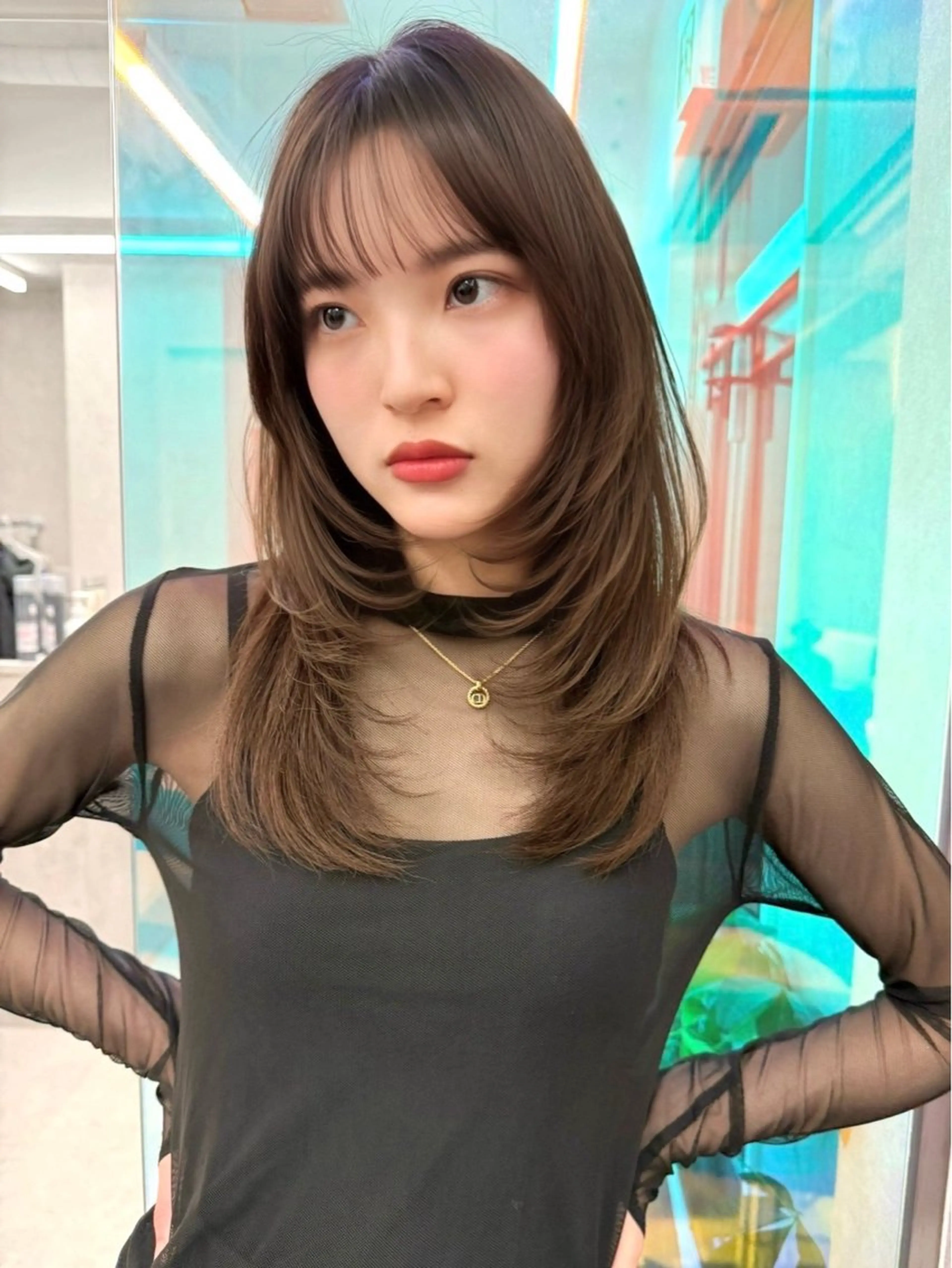 セミロング カラー 野中 悠那のヘアスタイル