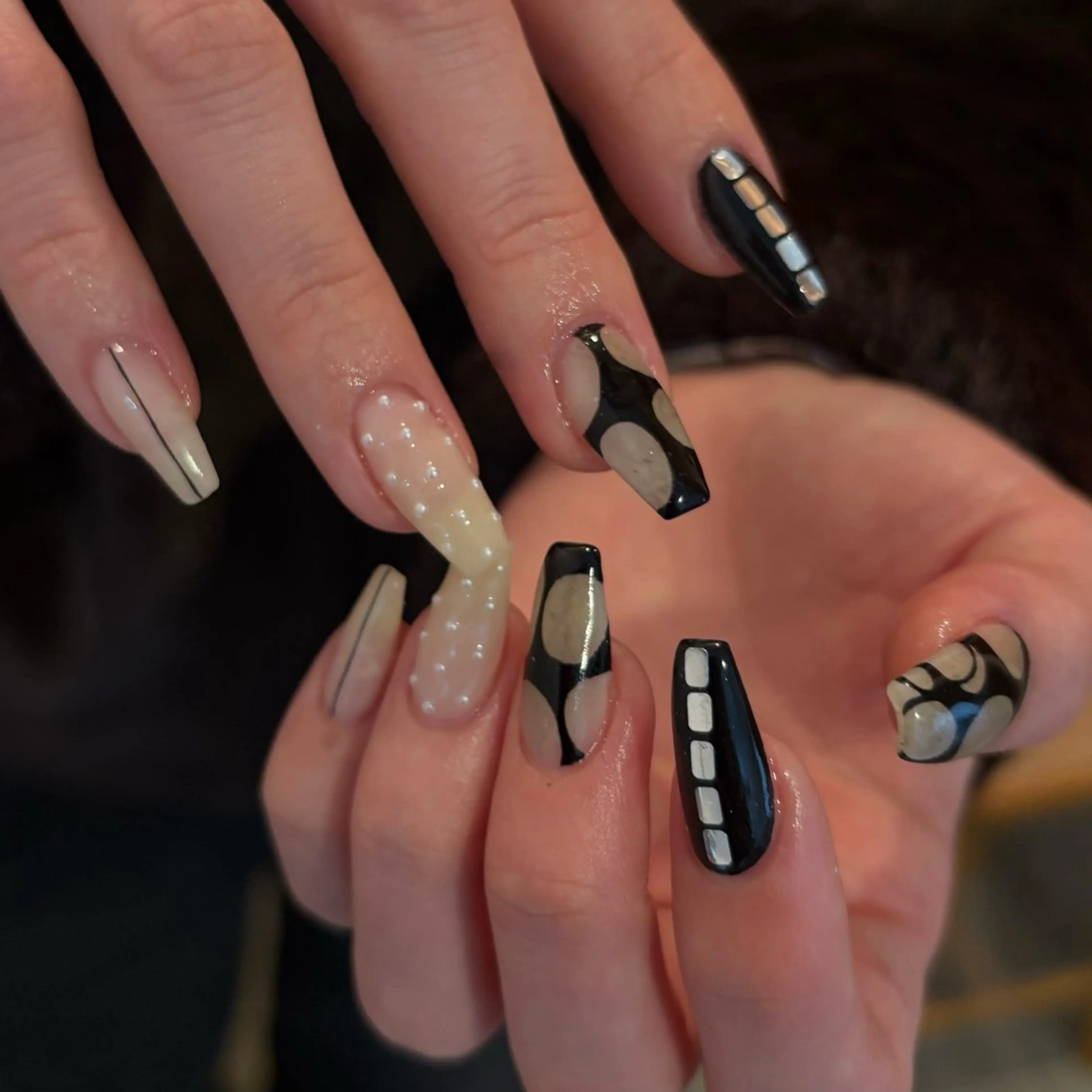 ネイル ハンドネイル フットネイル yuri / 個性派nailのネイルデザイン