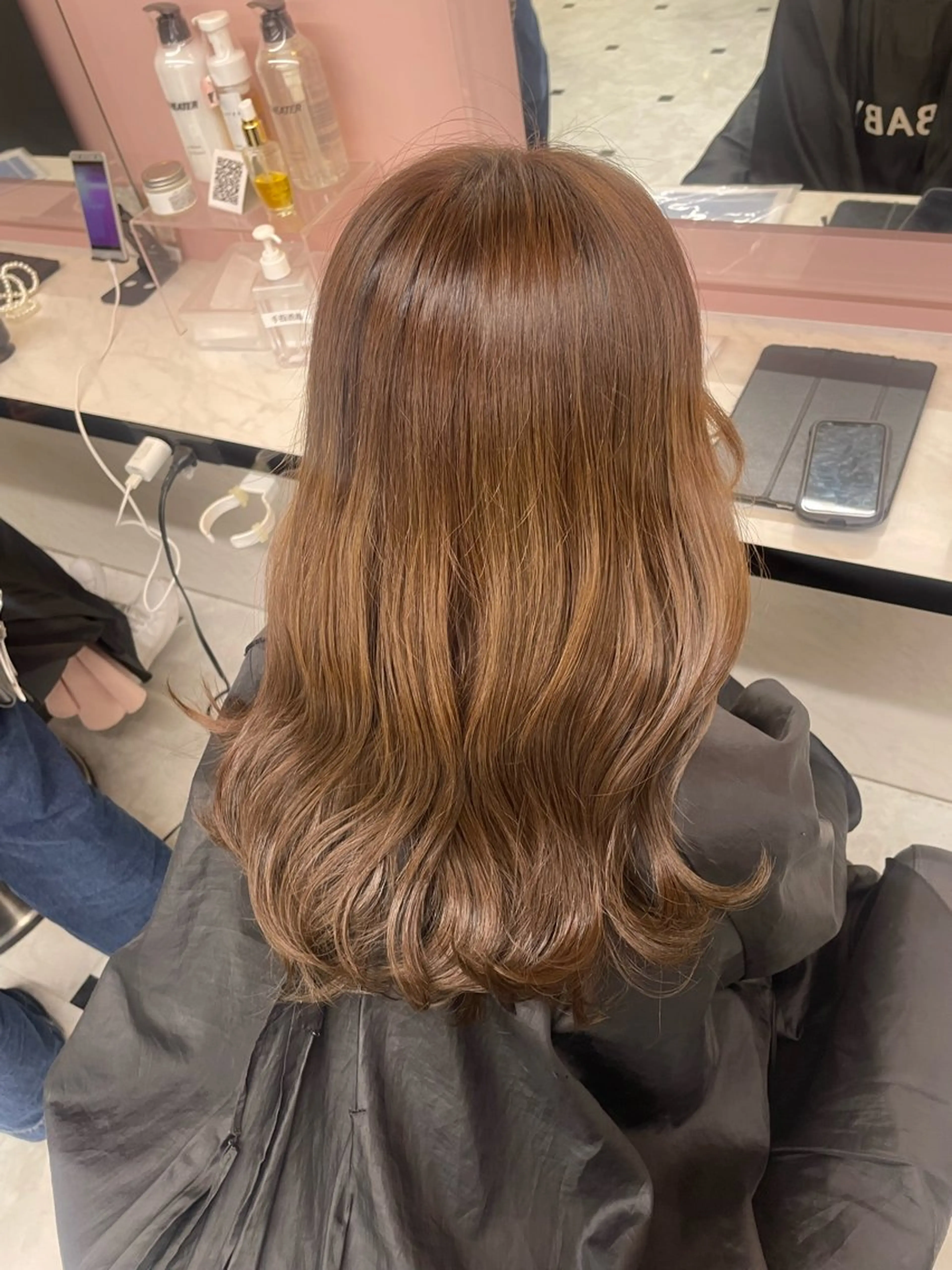 ミディアム カット ヘアカラー トリートメント ヘアセット うる艶トレンドヘア 🕊️上野BABYのヘアスタイル