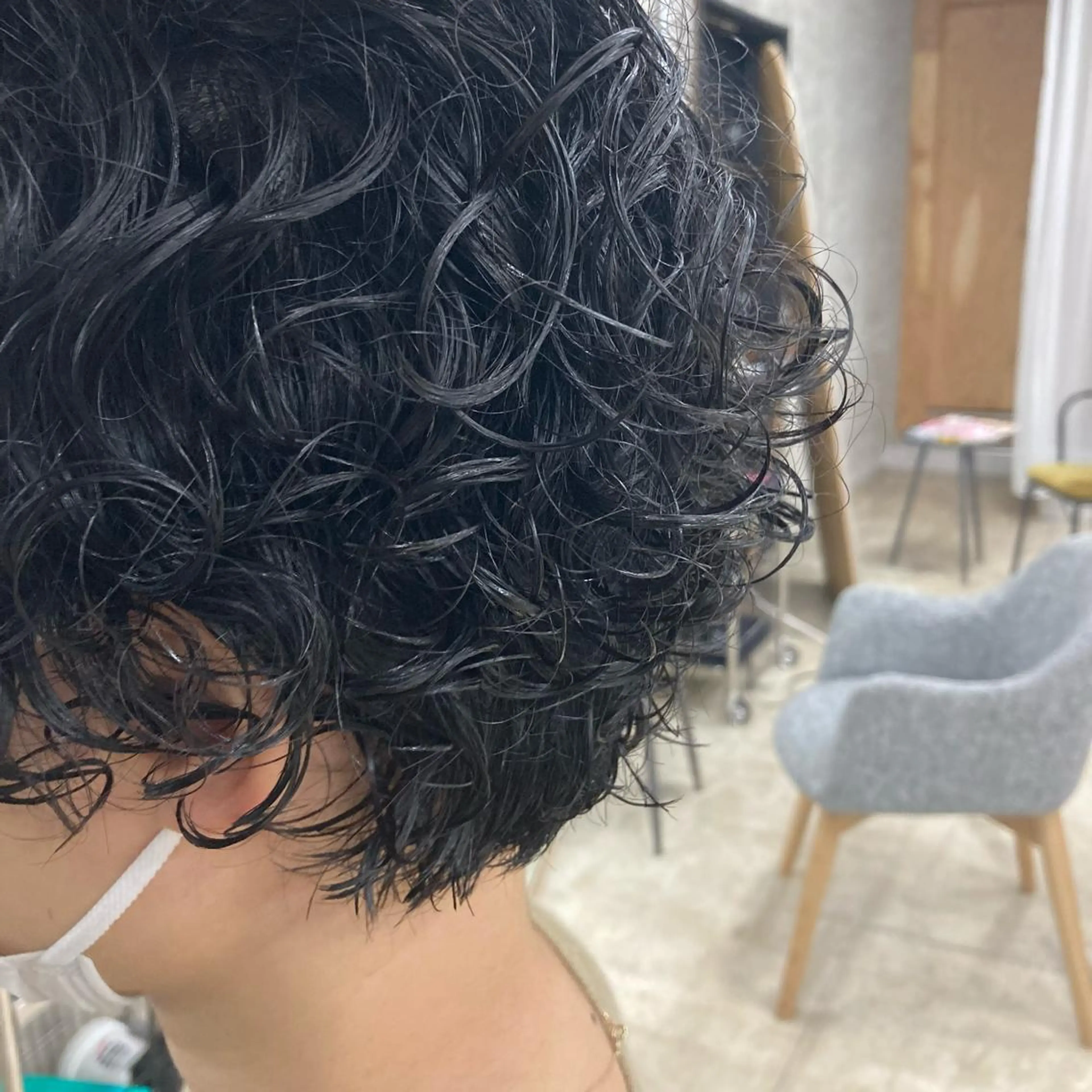 ショート パーマ 🟢ウルフ／スパイラ ルパーマ／大西🟢のヘアスタイル