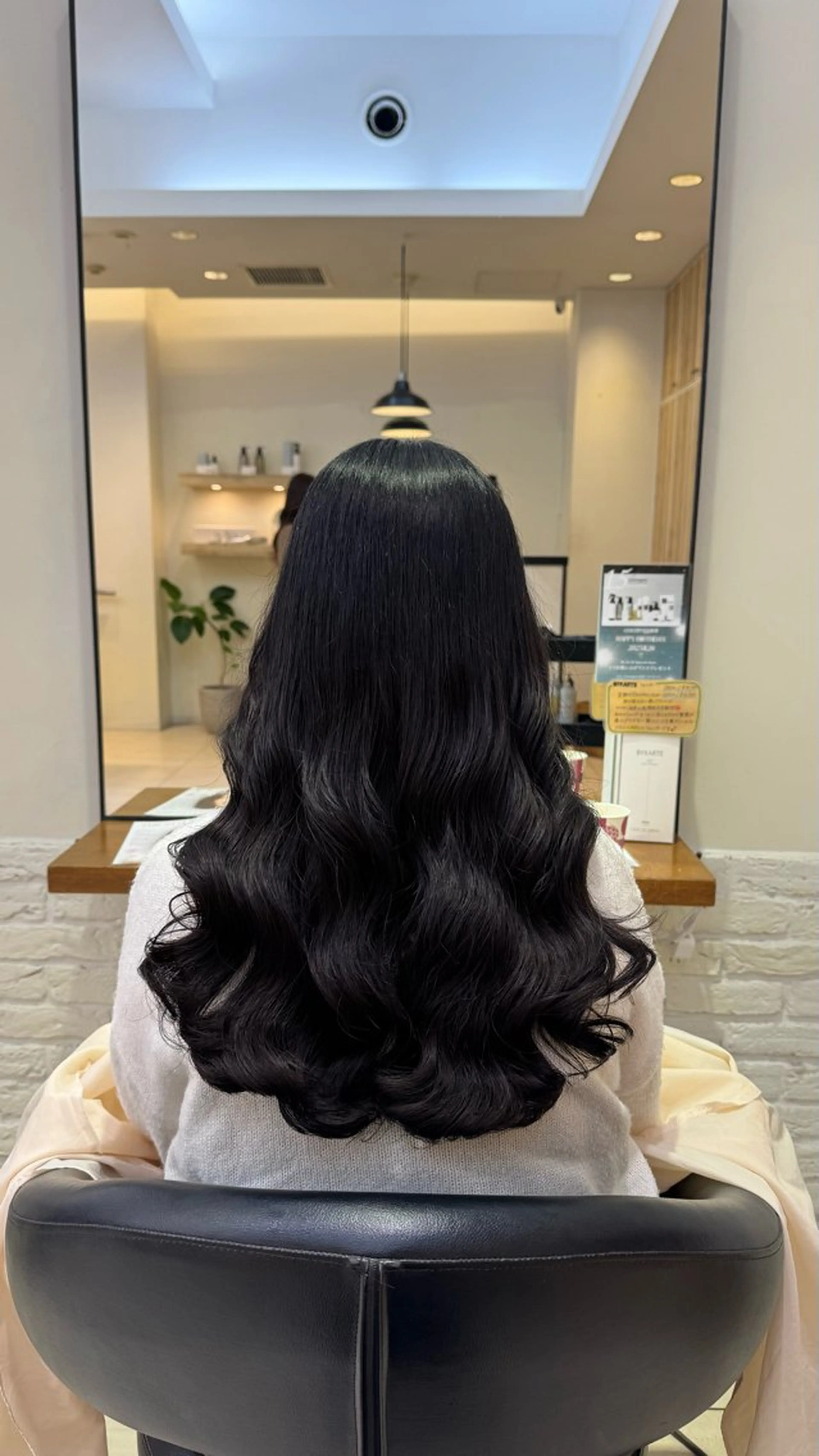 ロング パーマ ⭐︎ミディアム 深井朱莉⭐︎のヘアスタイル