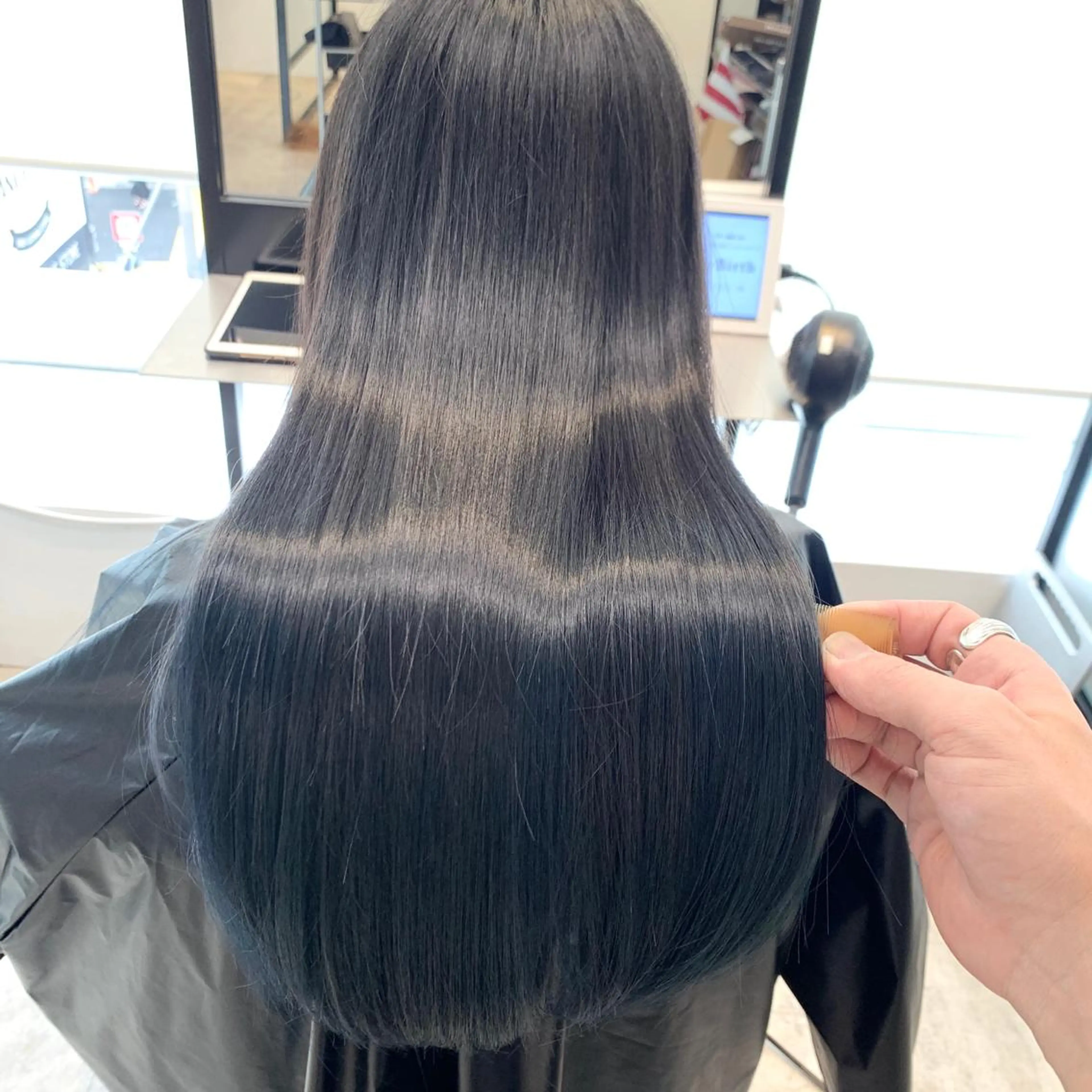 ロング トリートメント 及川シゲル 髪質改善講師のヘアスタイル