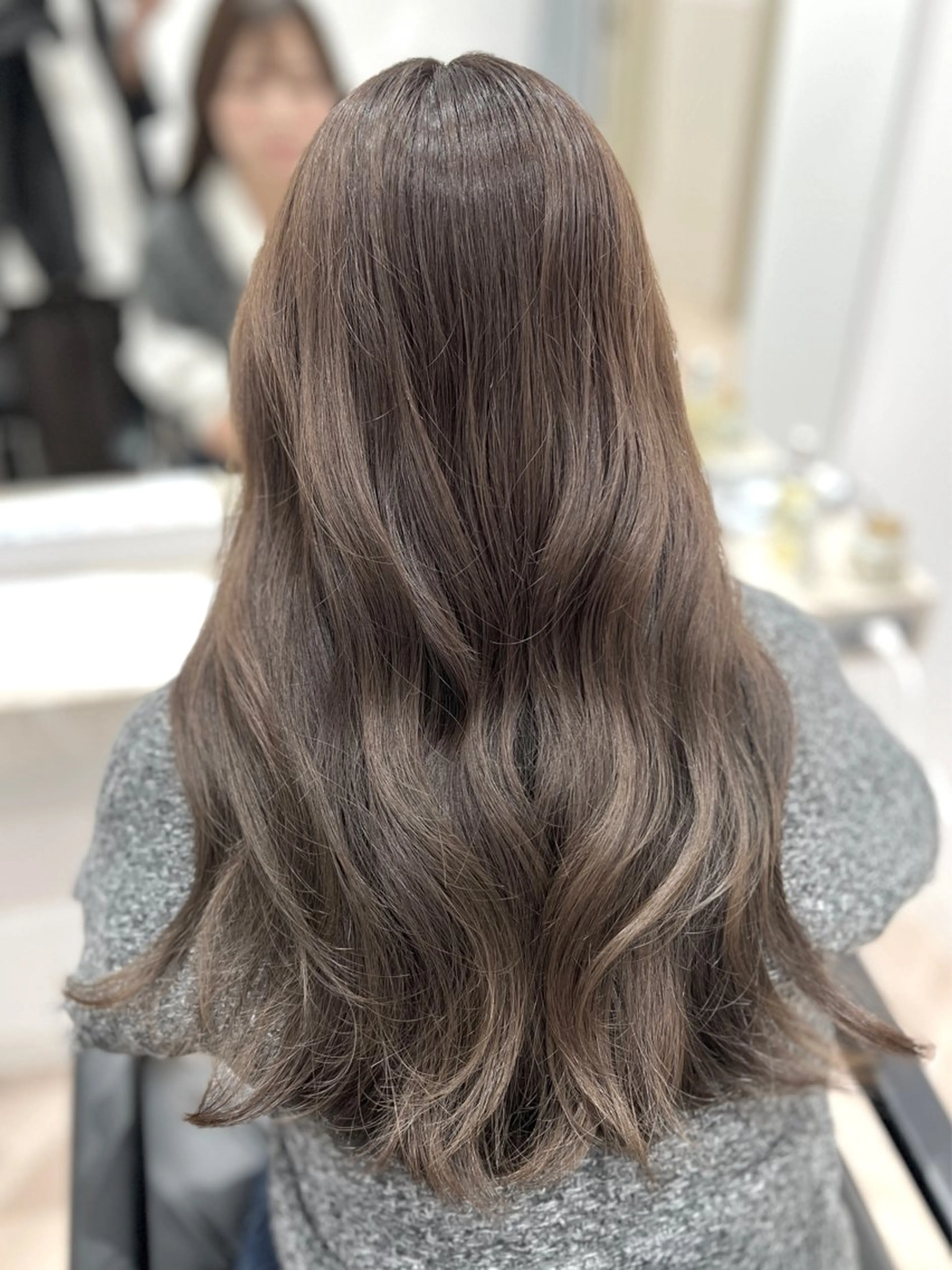 ロング カラー グレージュ オリーブグレージュ オリーブグレー カット ヘアカラー トリートメント 顔まわり職人🇰🇷 韓国ヘア/KAITOのヘアスタイル