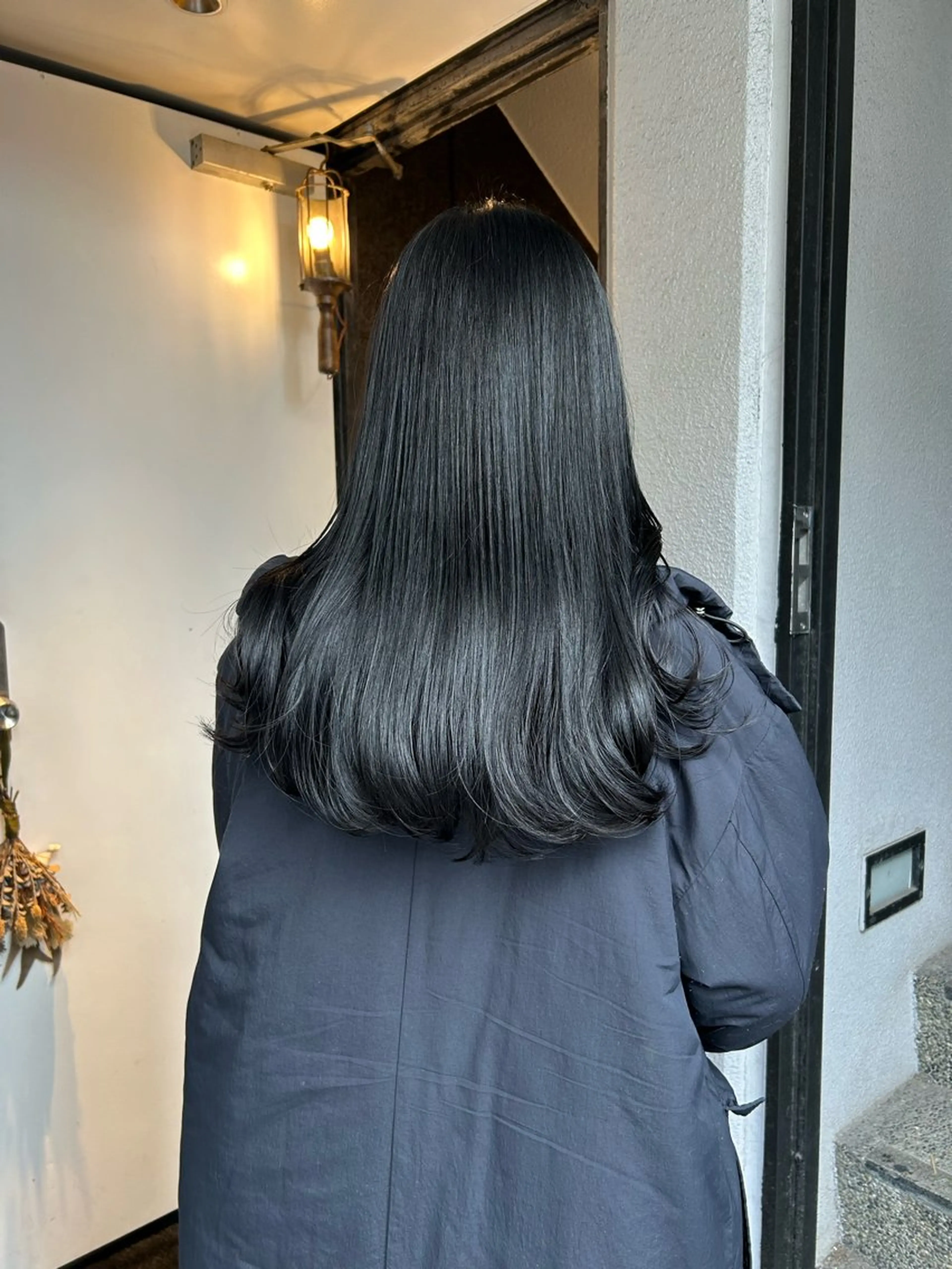 ロング カラー 黒髪 ブルーカラー ブルーブラック レイヤーカット tete nico所属・似合わせ/ヘアカラー nanami🌸のヘアスタイル