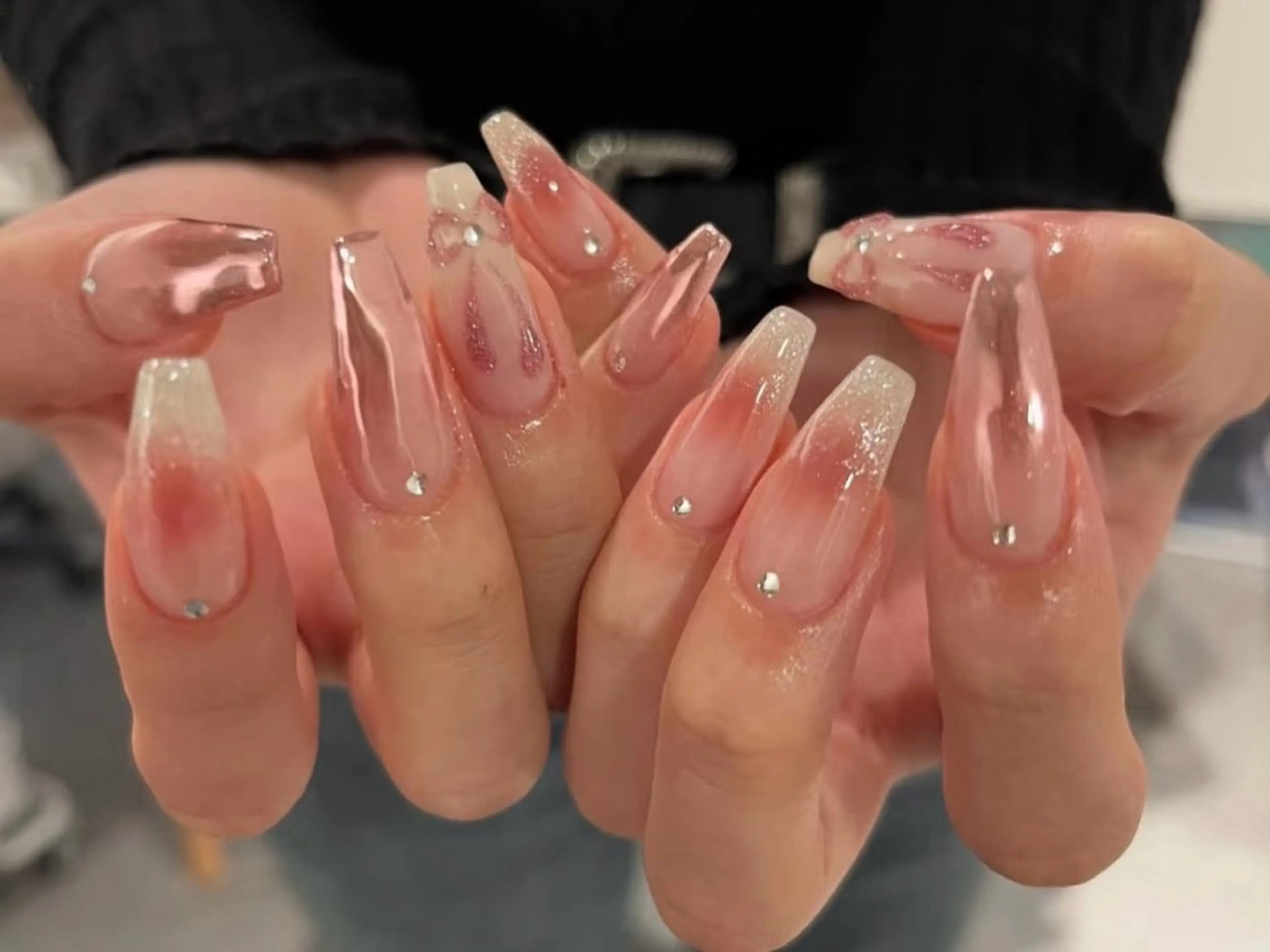 ネイル オーロラネイル チークネイル 長さ出し フットネイル フレンチネイル ハンドネイル ハンドケア J&C Nail Salon吉祥寺所属・YU KIのネイルデザイン