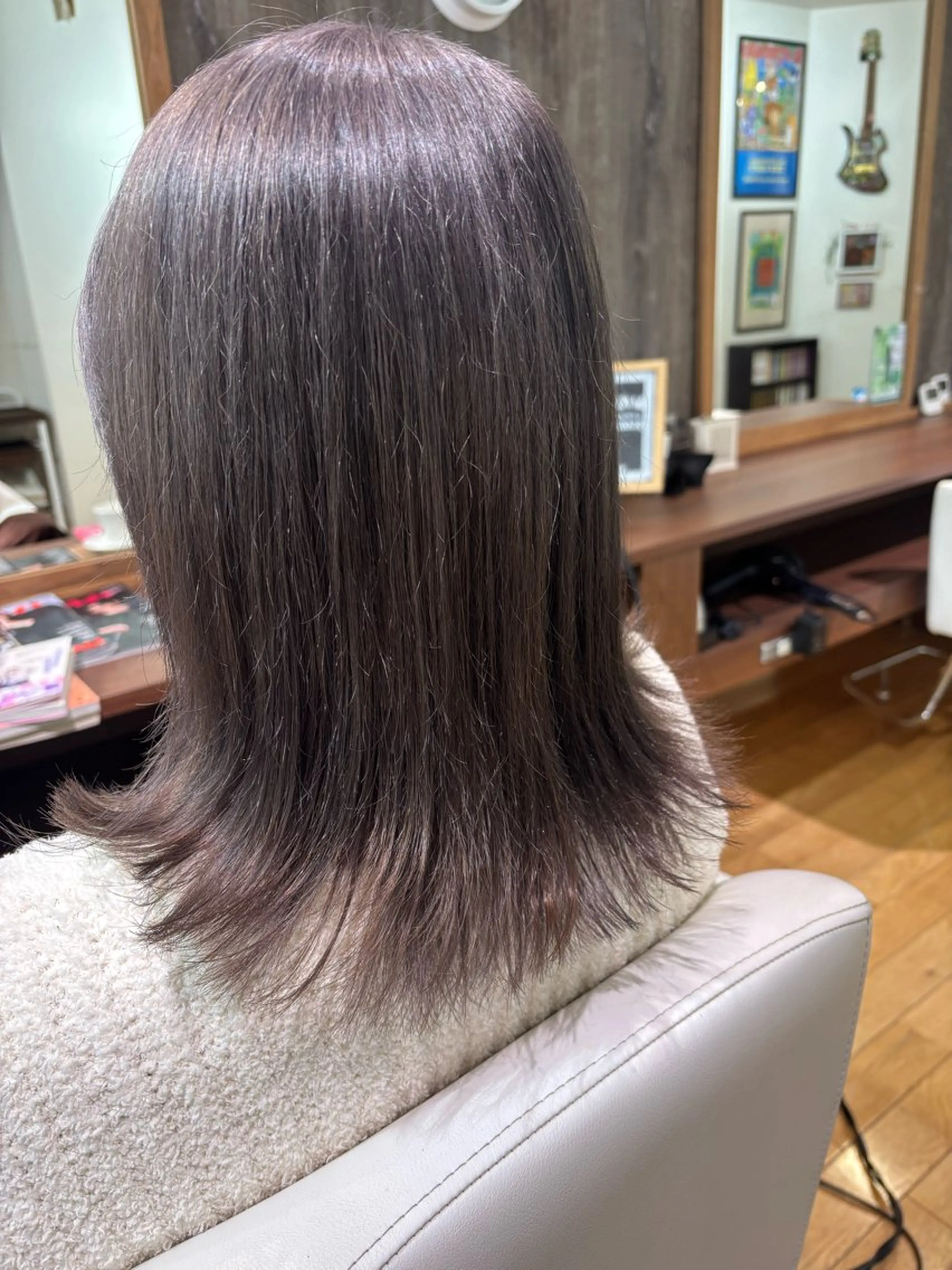 セミロング カラー Rita    Beauty Salon所属・Rita- 小栗奈津子のヘアスタイル