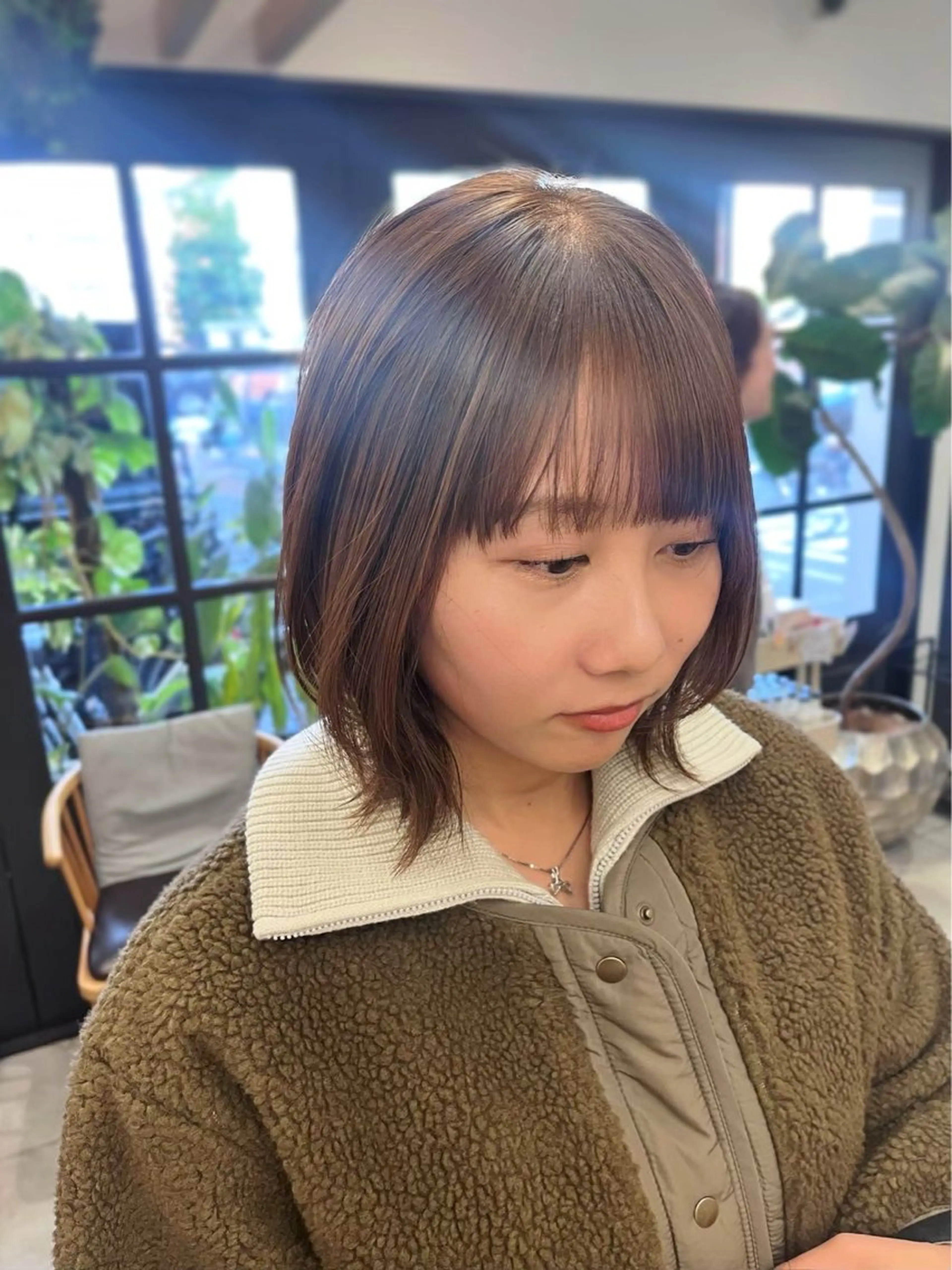 ミディアム 加藤 真穂のヘアスタイル
