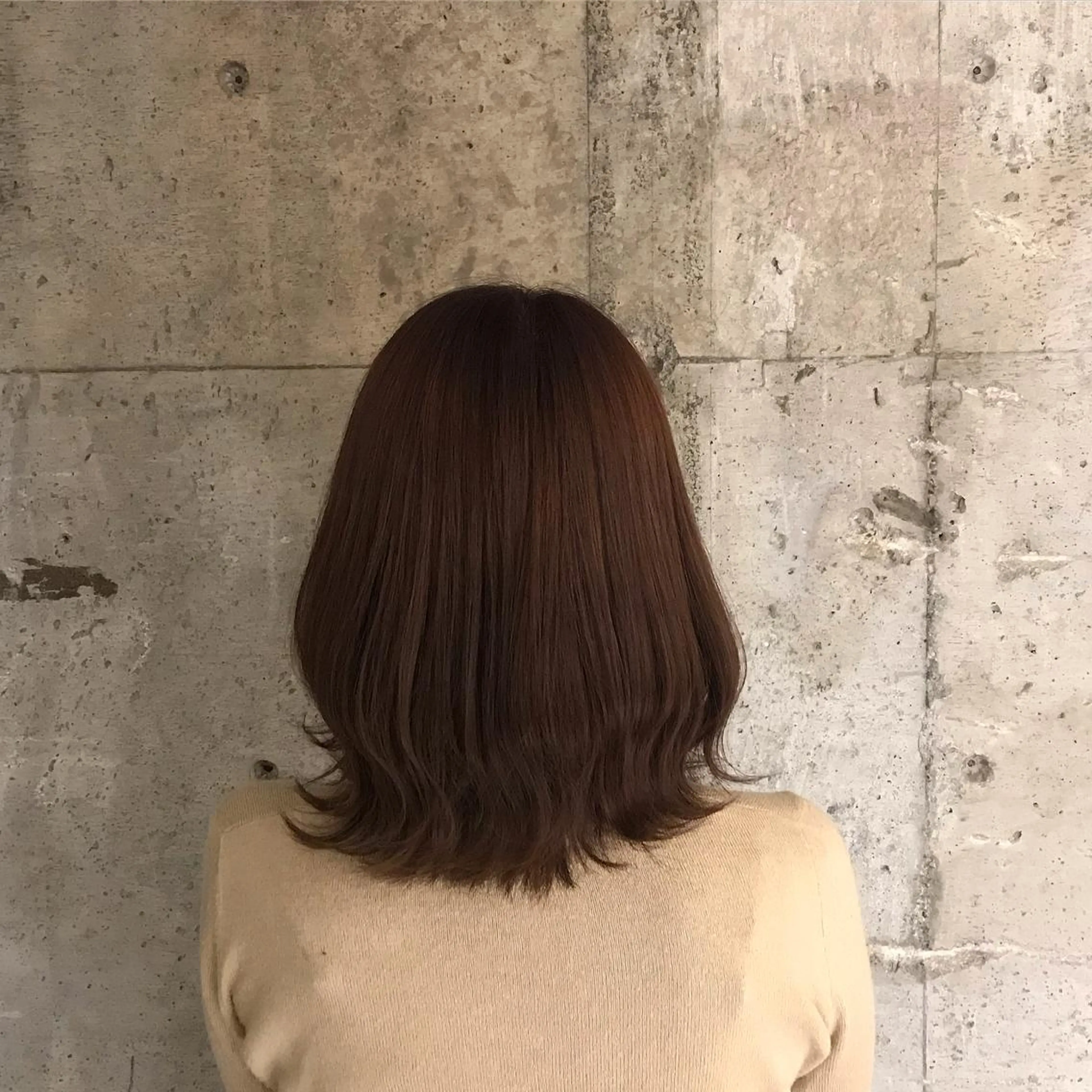 ミディアム 菅原 彩加のヘアスタイル