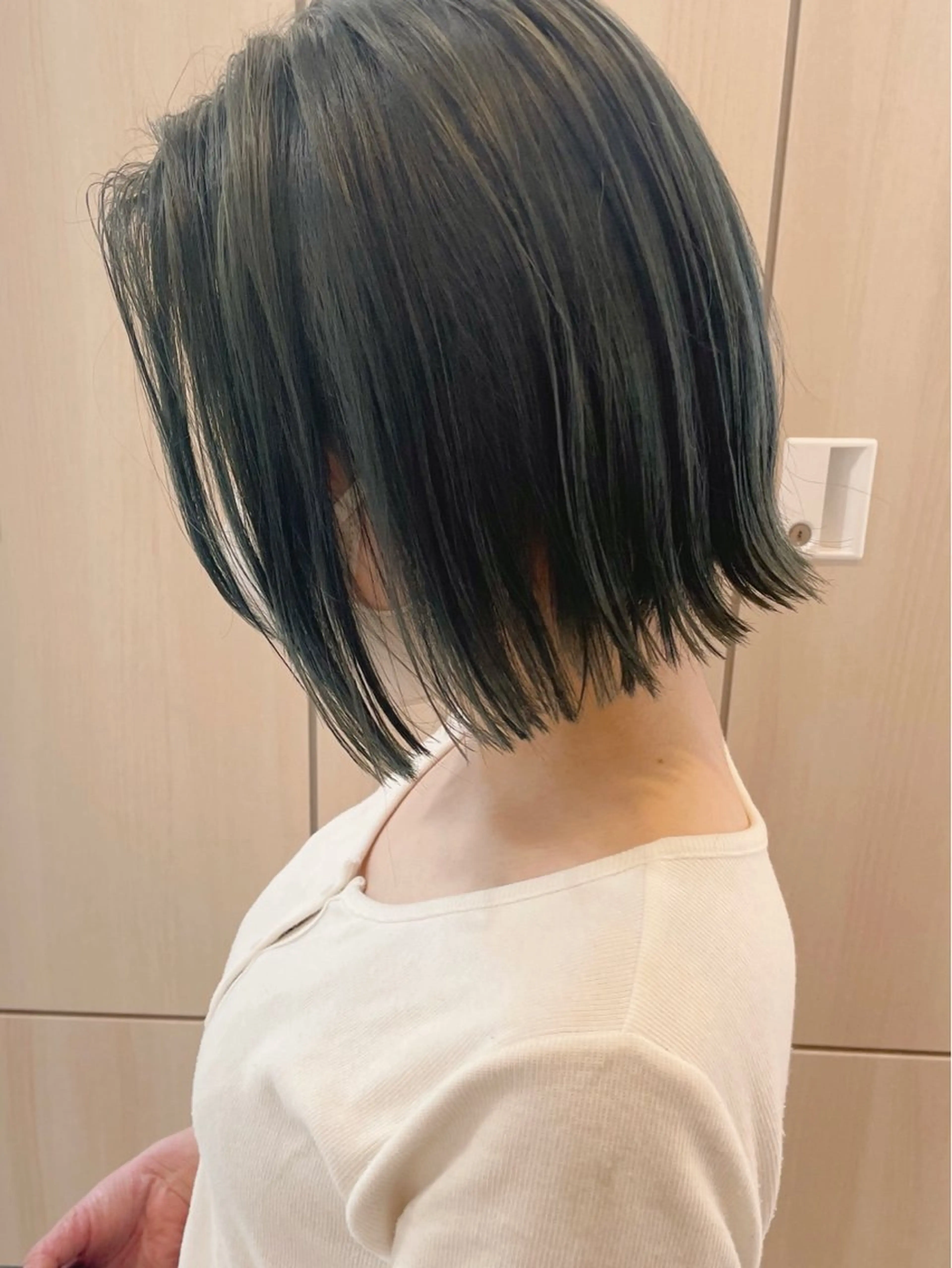 ミディアム 切りっぱなしボブ ボブ 外ハネヘア カット ヘアカラー 【ボブ/個室サロン】 癒し空間mimuraのヘアスタイル