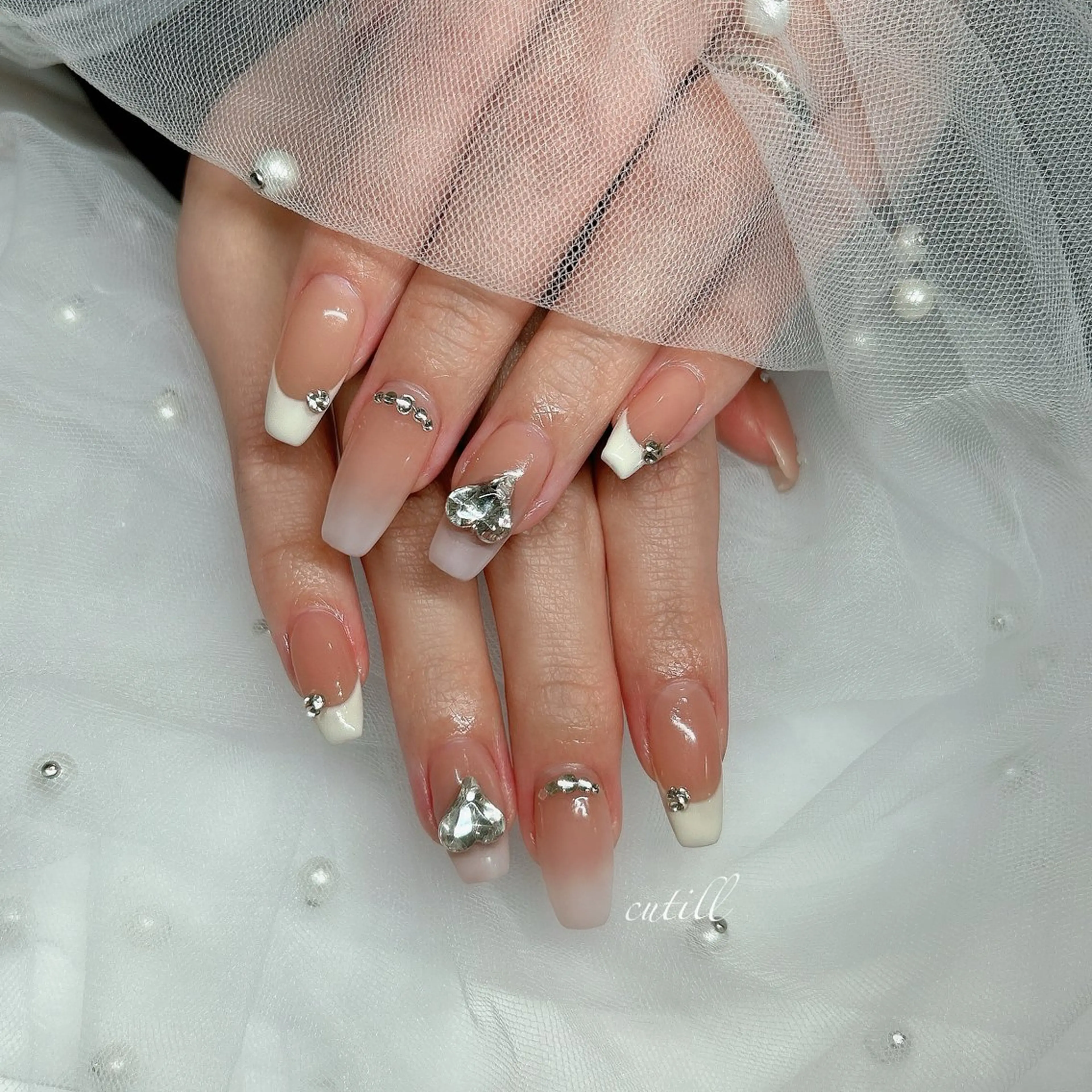 セミロング Erina Sのネイルデザイン