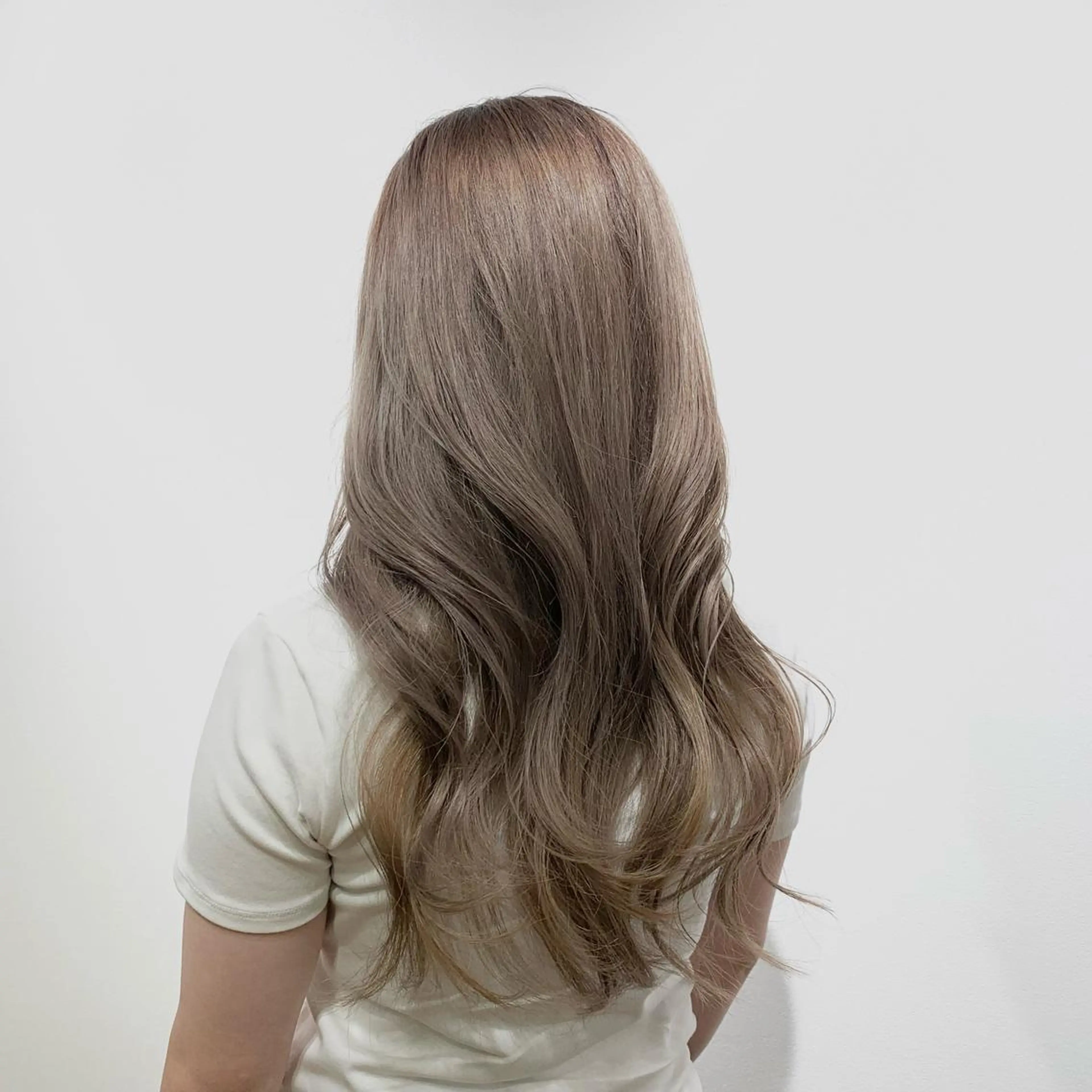 ロング カラー ヘアアレンジ キヨミ 韓国レイヤーカットのヘアスタイル