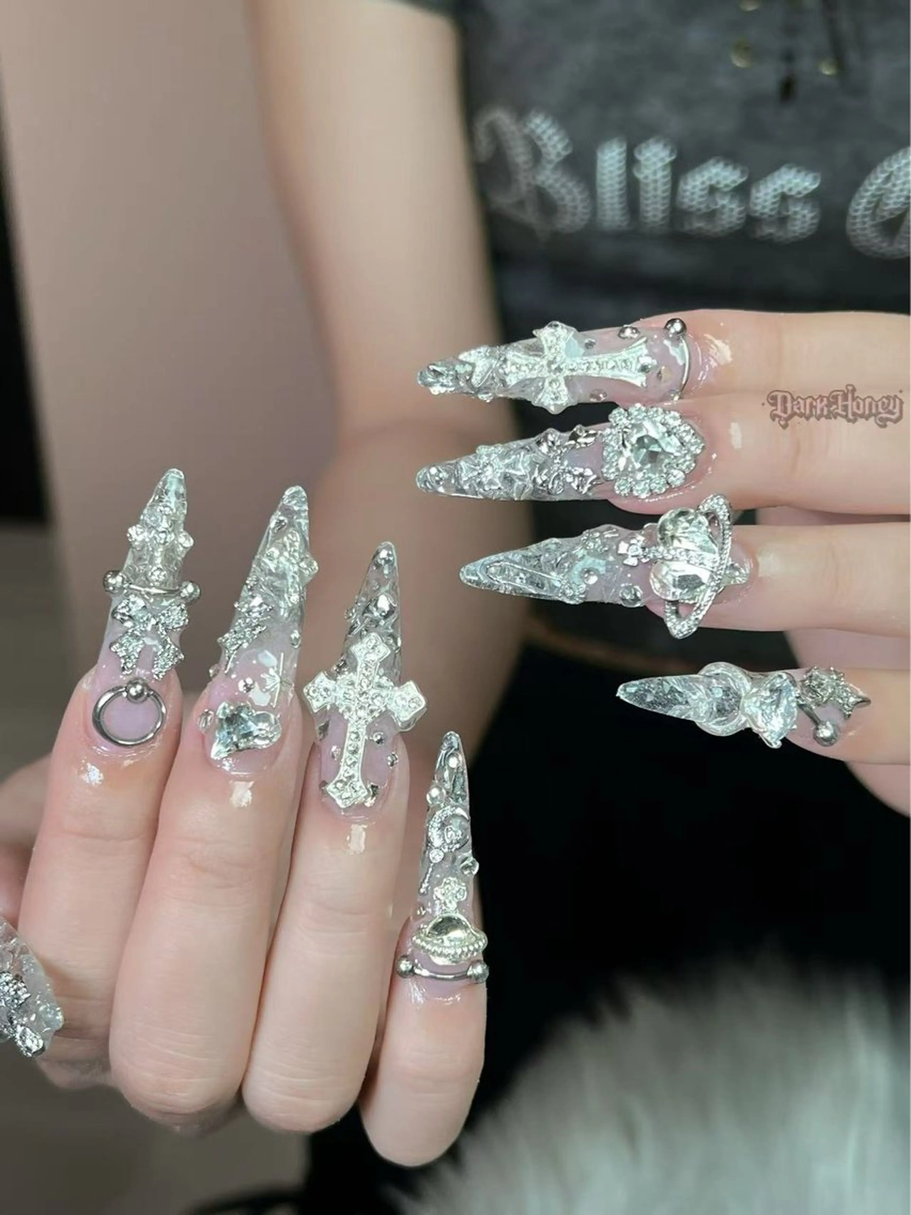 チップ長さ出し🎀✨ゴージャス💕ゴテゴテアートやり付け放題の写真