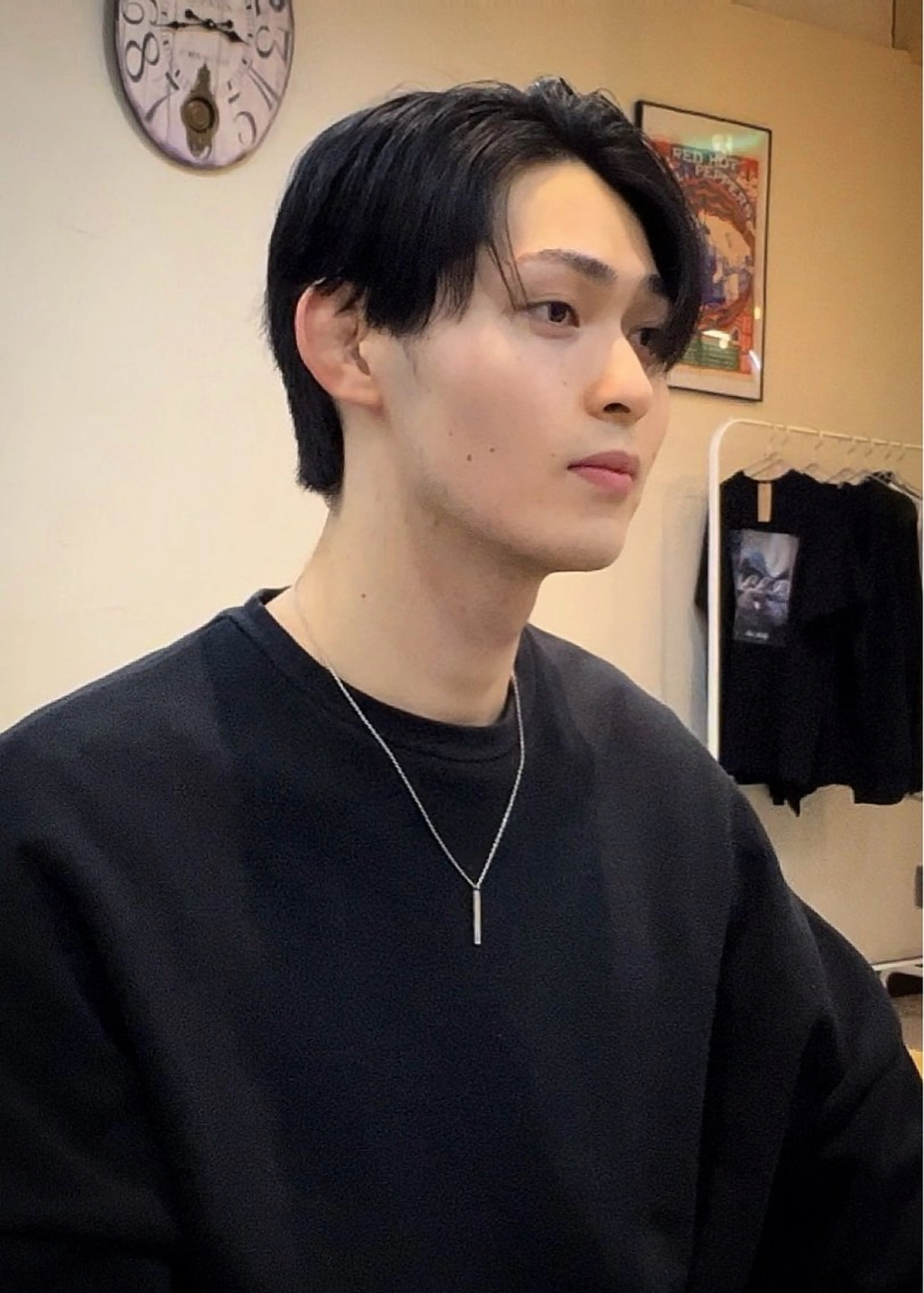 ショート パーマ メンズ センターパート メンズパーマ ショートヘア カット パーマ masahiro 波巻きシャドウパーマのヘアスタイル