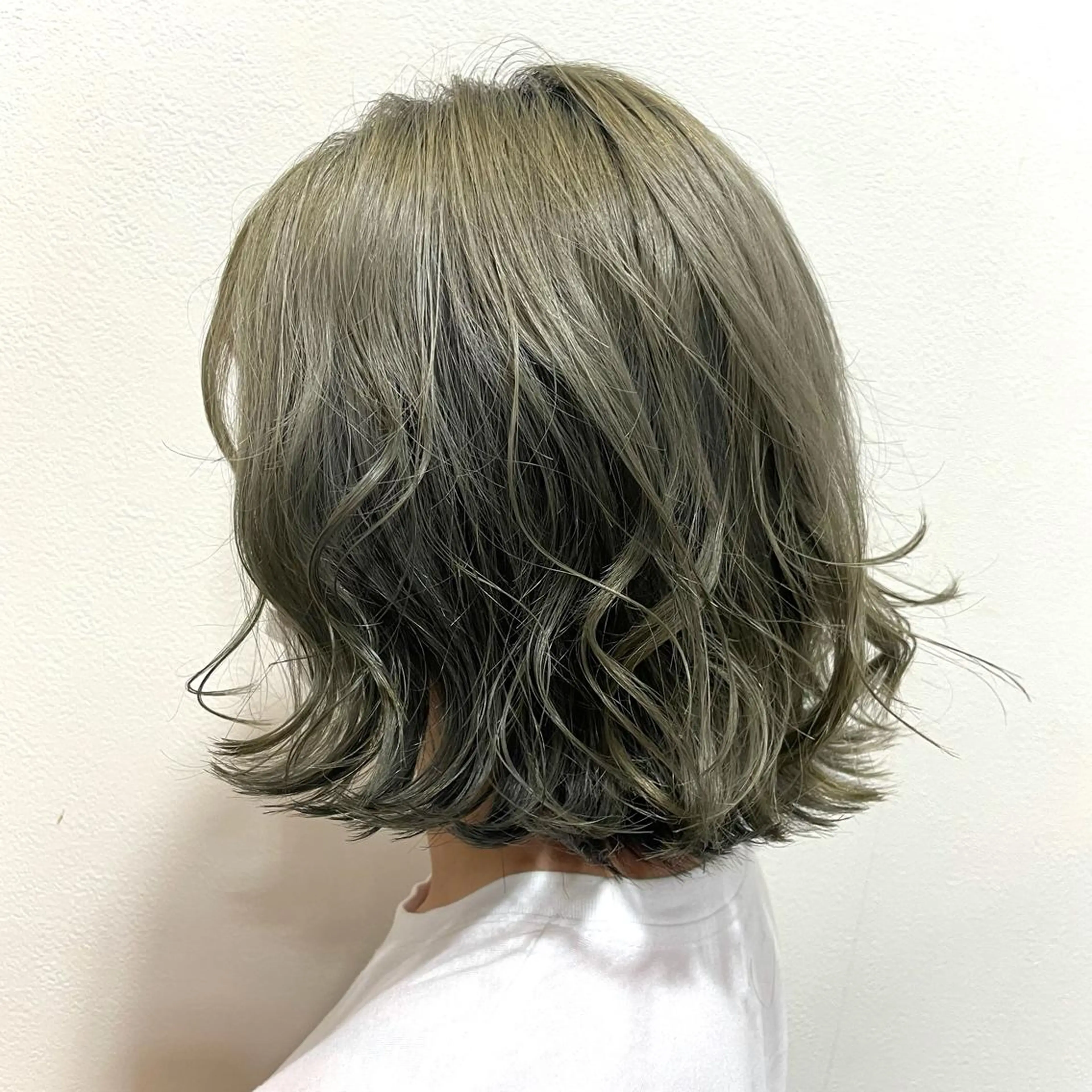 ミディアム ヘアアレンジ カット 吉田 桃夏のヘアスタイル