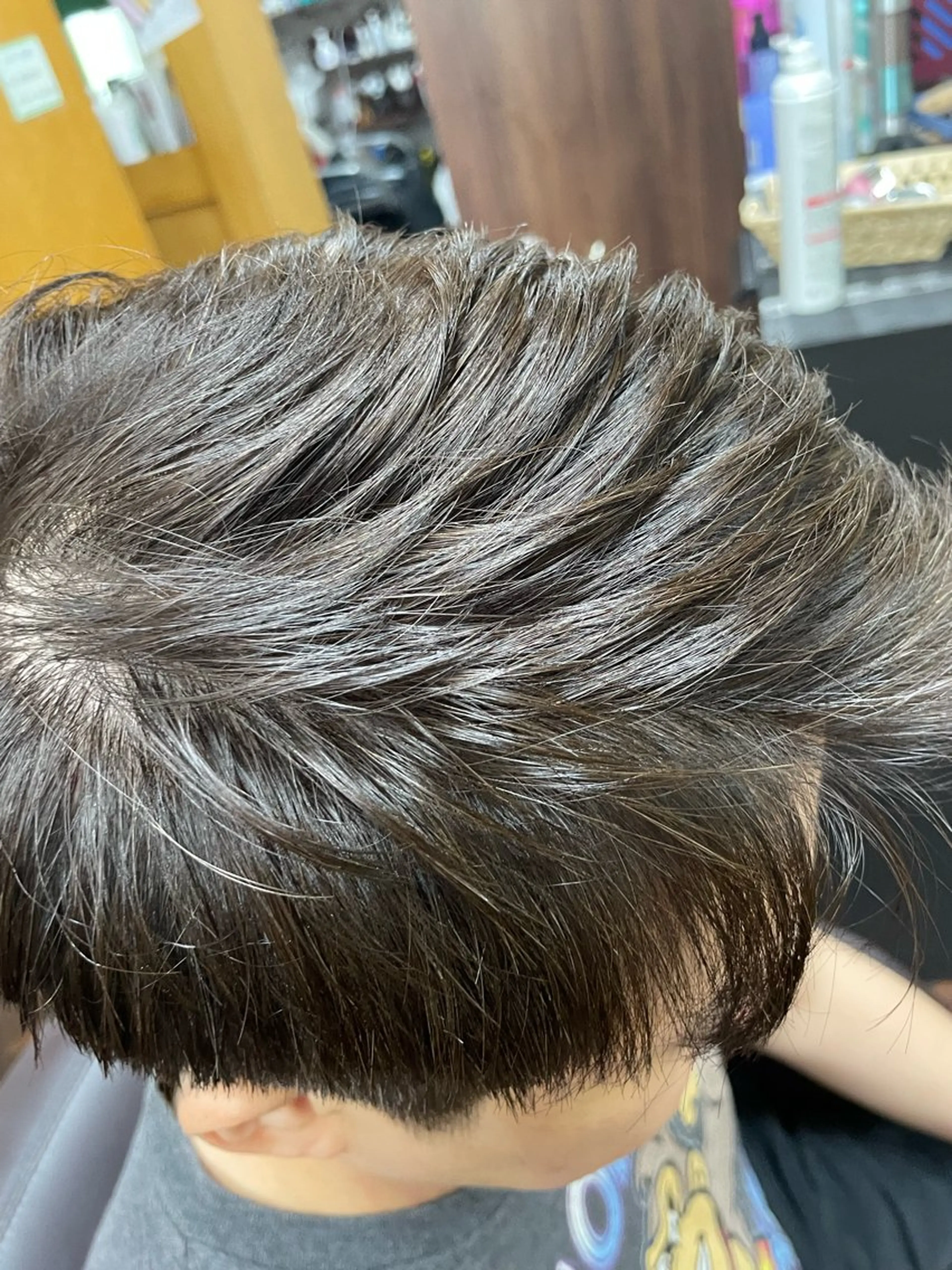 カラー メンズ ブラウンカラー オリーブブラウン katae sayoriのヘアスタイル