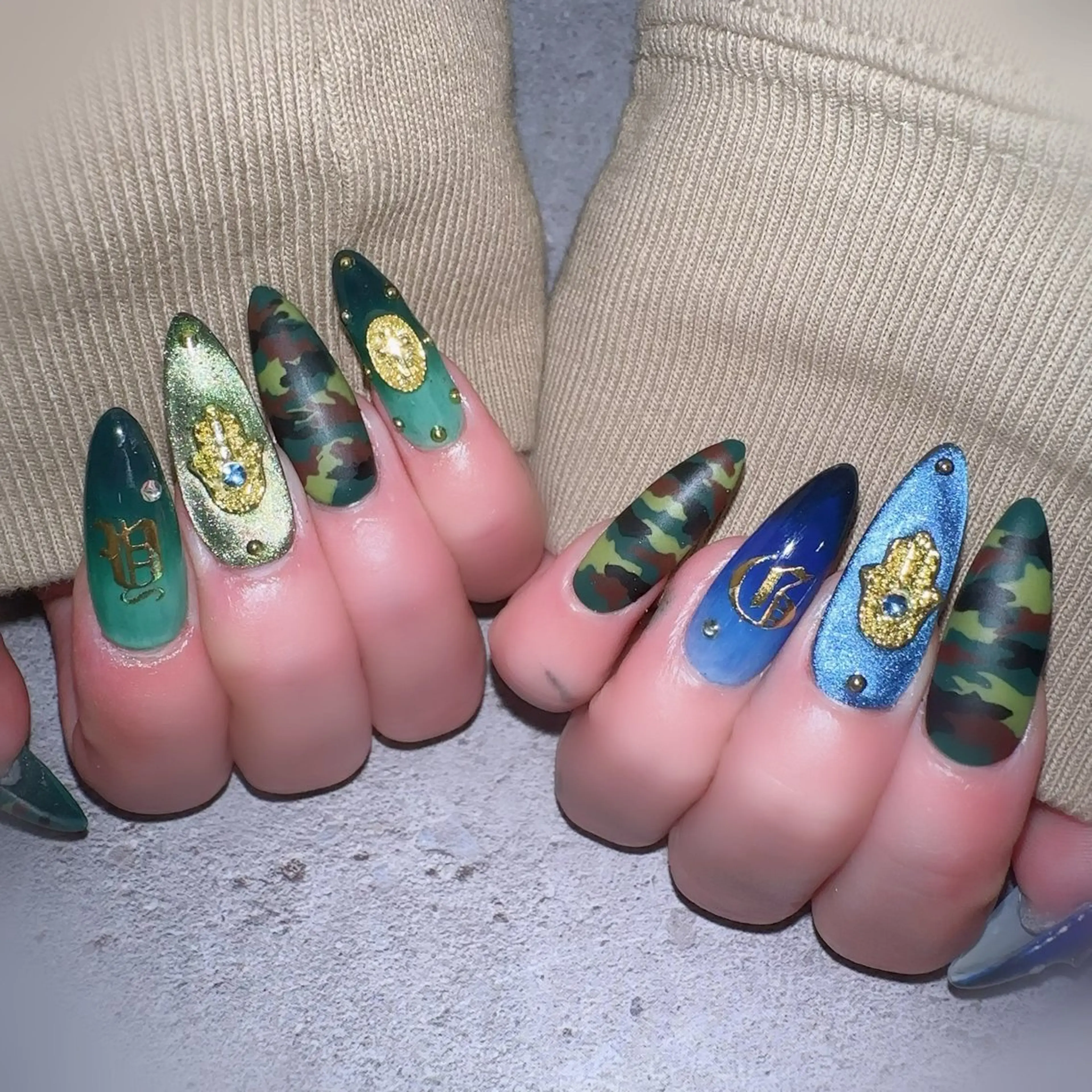 ネイル 上原 悠紀のネイルデザイン