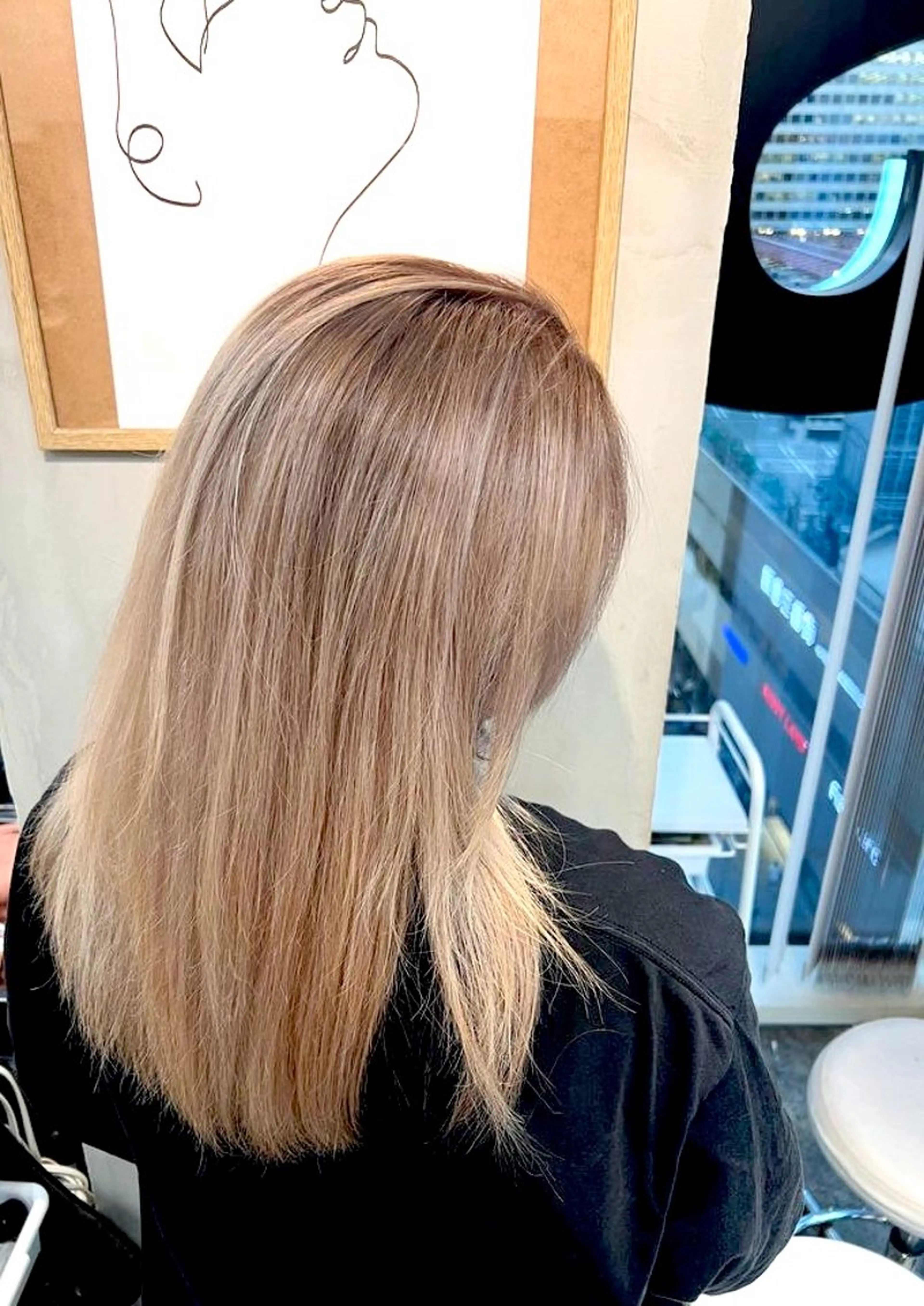 セミロング カラー バレイヤージュ レイヤーカット ヘアカラー WITH所属・WITH 新町 店長 masaのヘアスタイル