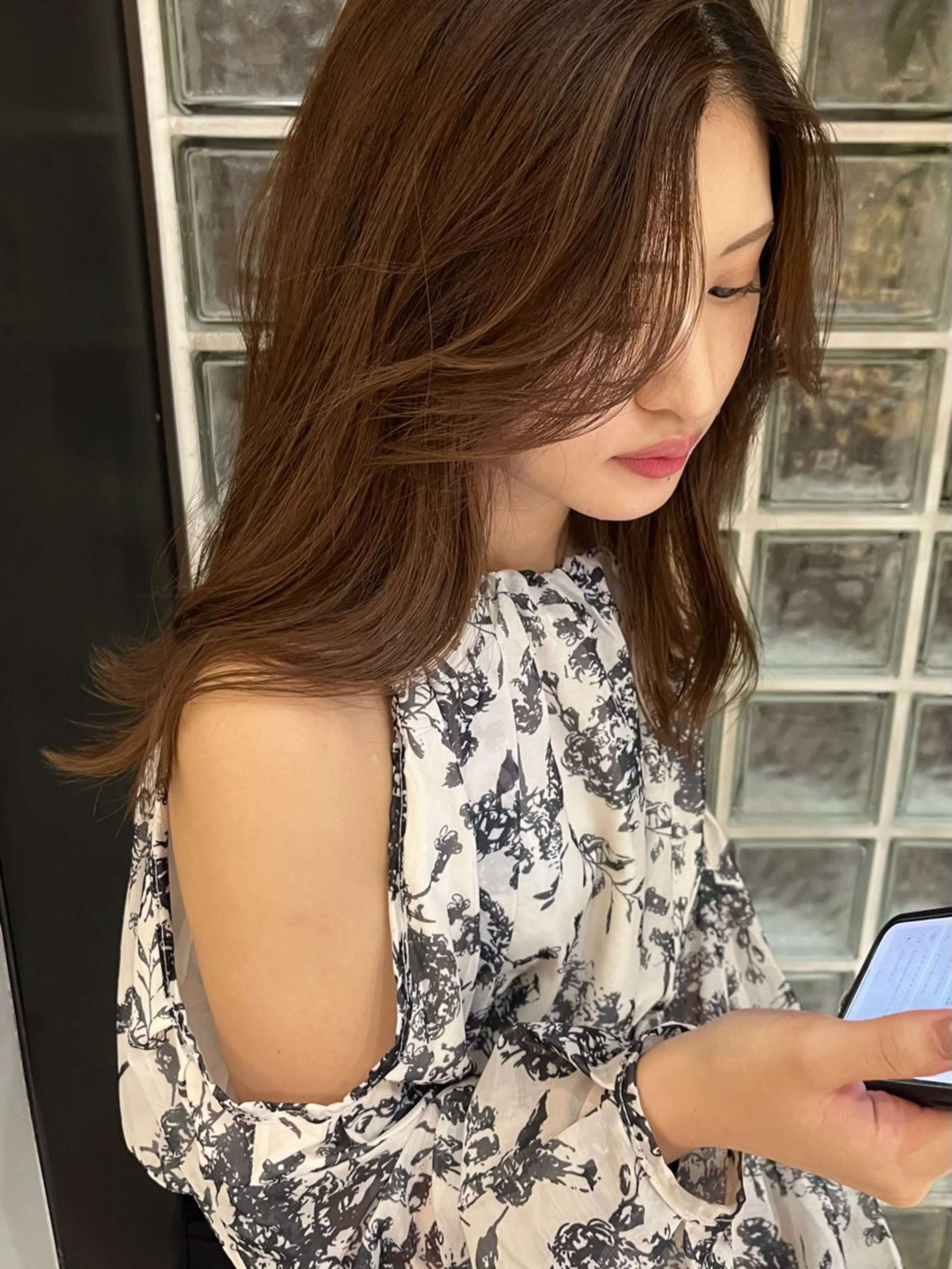 セミロング カラー モリシゲ ヒカリ🦕🐬のヘアスタイル