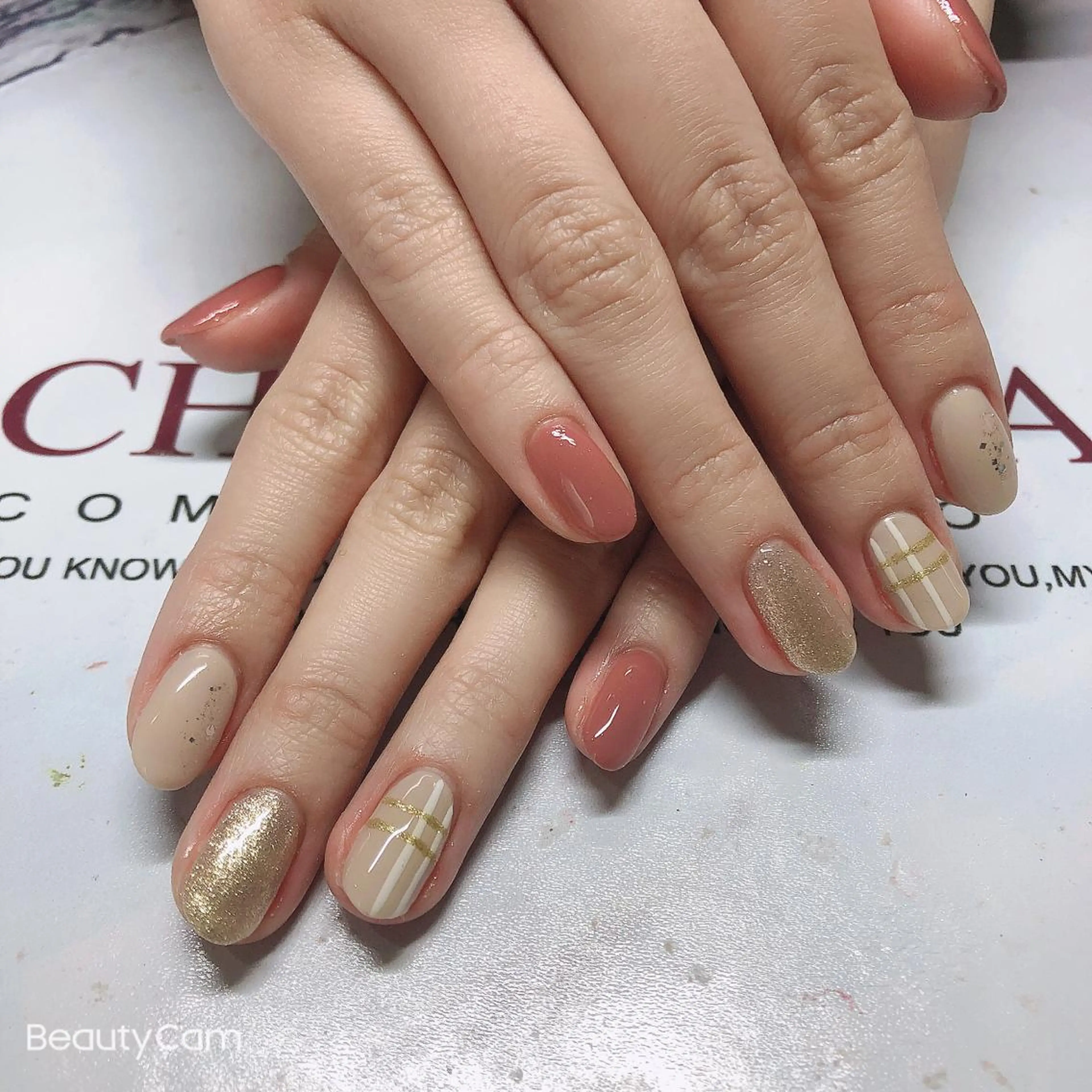 ネイル Guarendo錦糸町店所属・ガレンドウ 白澤 愛子のネイルデザイン