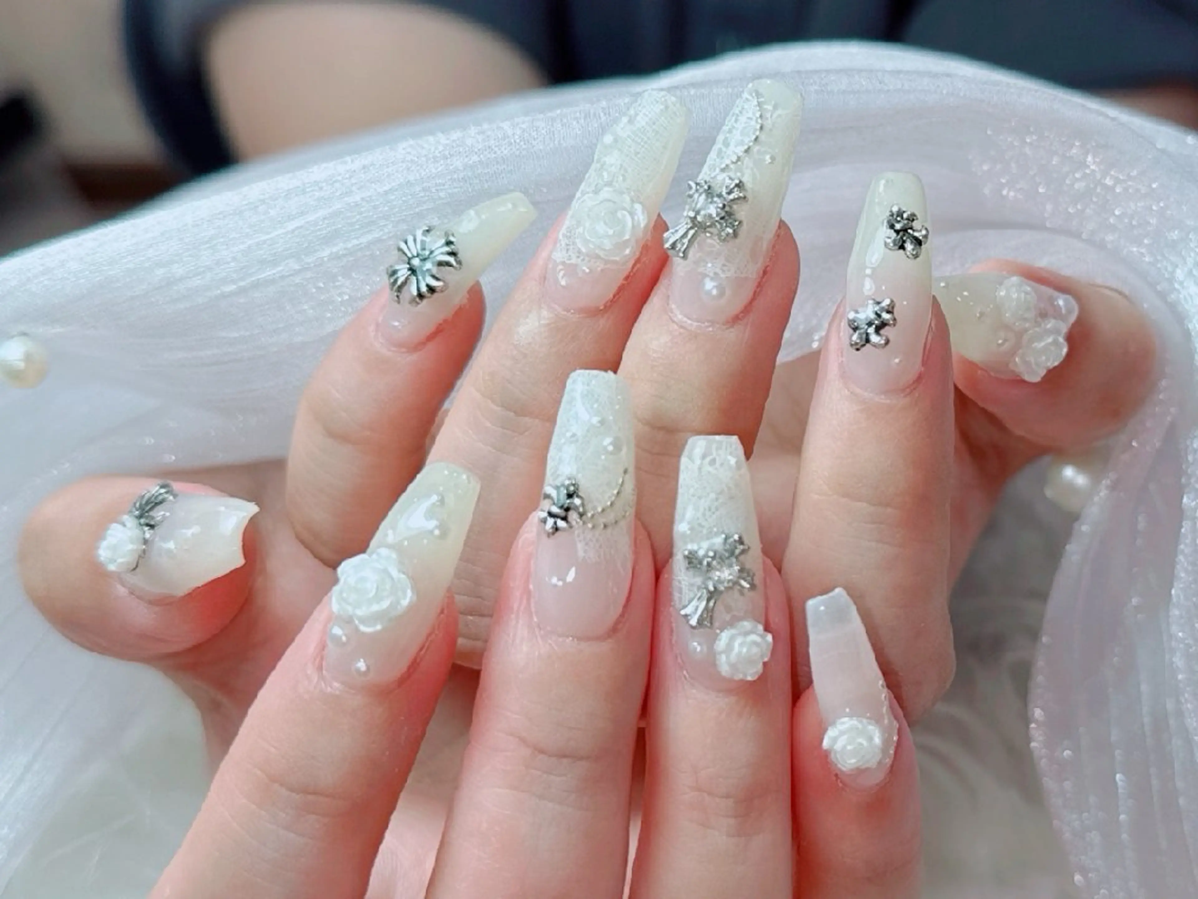 ネイル オーロラネイル チークネイル 長さ出し フットネイル フレンチネイル ハンドネイル ＫＯ ＫＯのネイルデザイン