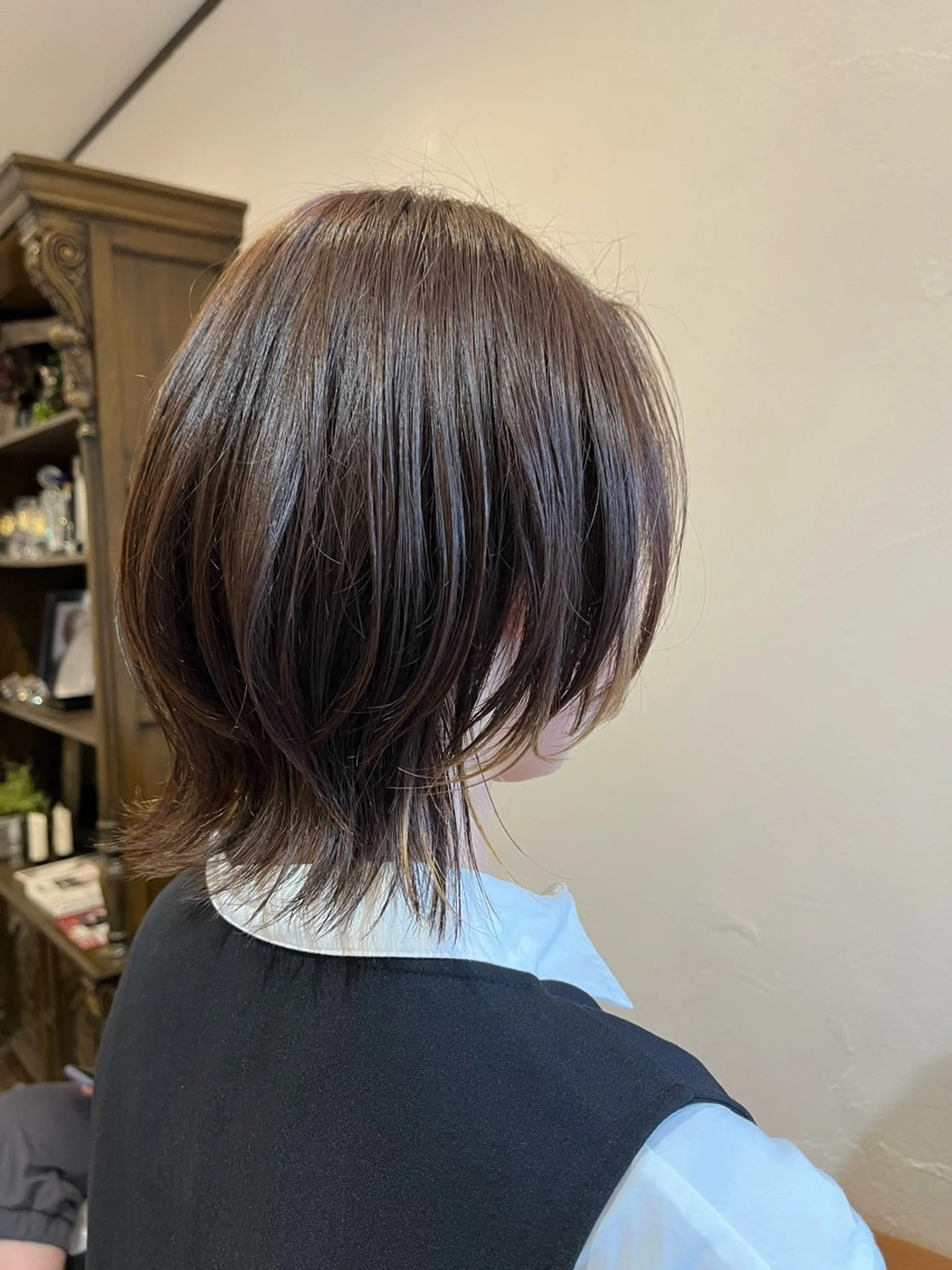 ミディアム カット 赤み消しカラー 🩵かりんのヘアスタイル