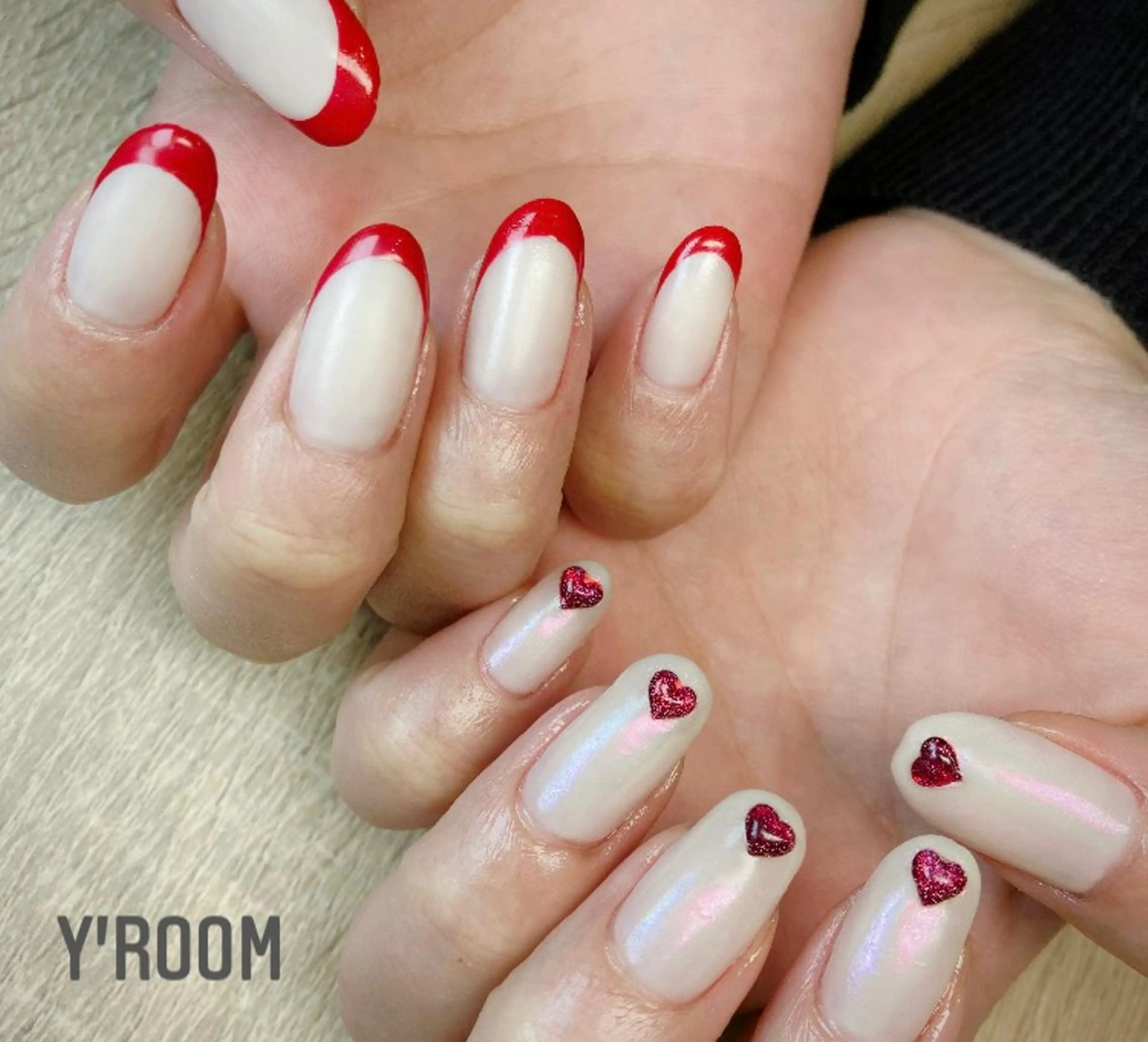 ネイル オーロラネイル フラッシュネイル ジェルネイル ハート 氷ネイル・うるうるネイル YUKA （ネイリスト）のネイルデザイン