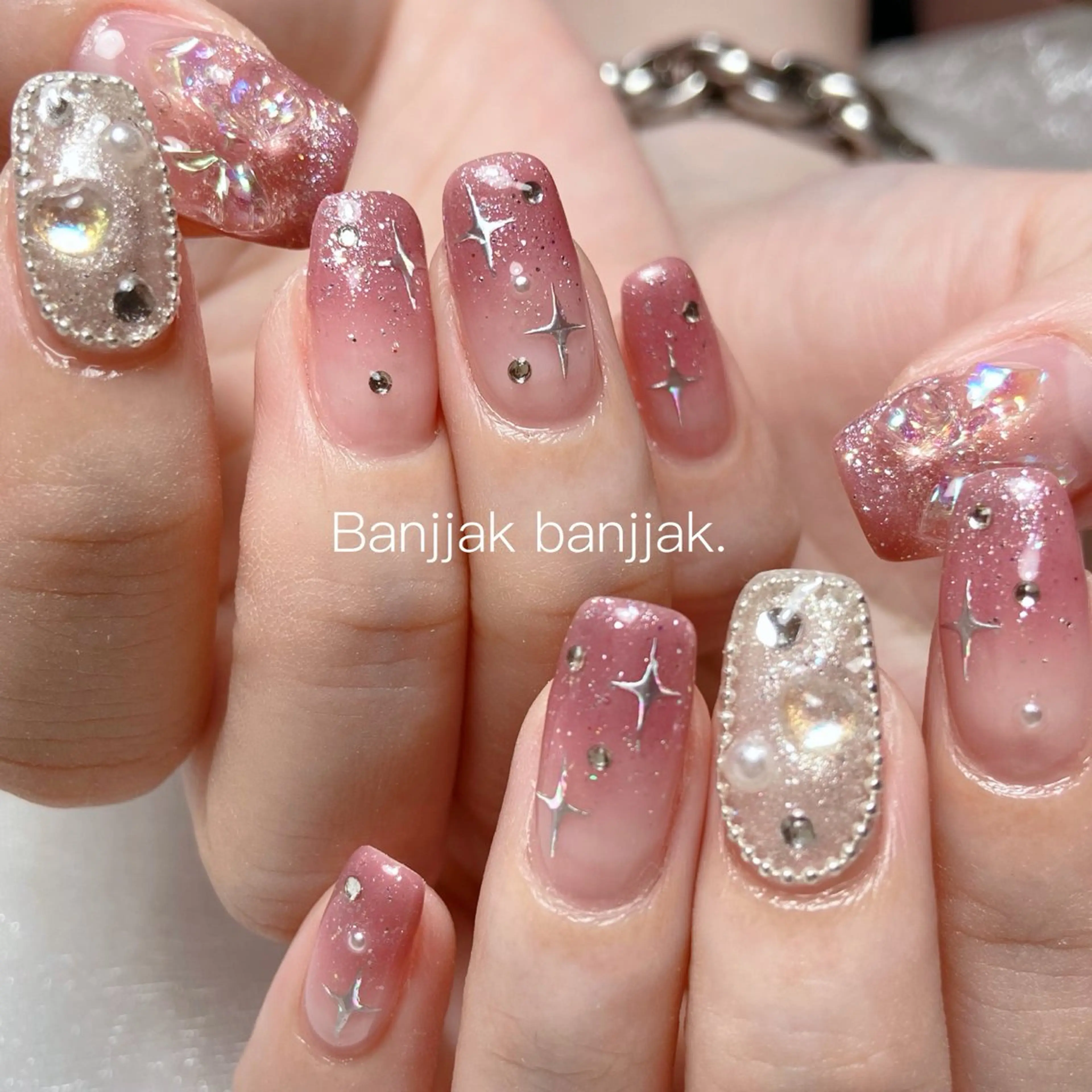 ネイル ハンドネイル パンチャパンチャ ネイルサロンのネイルデザイン