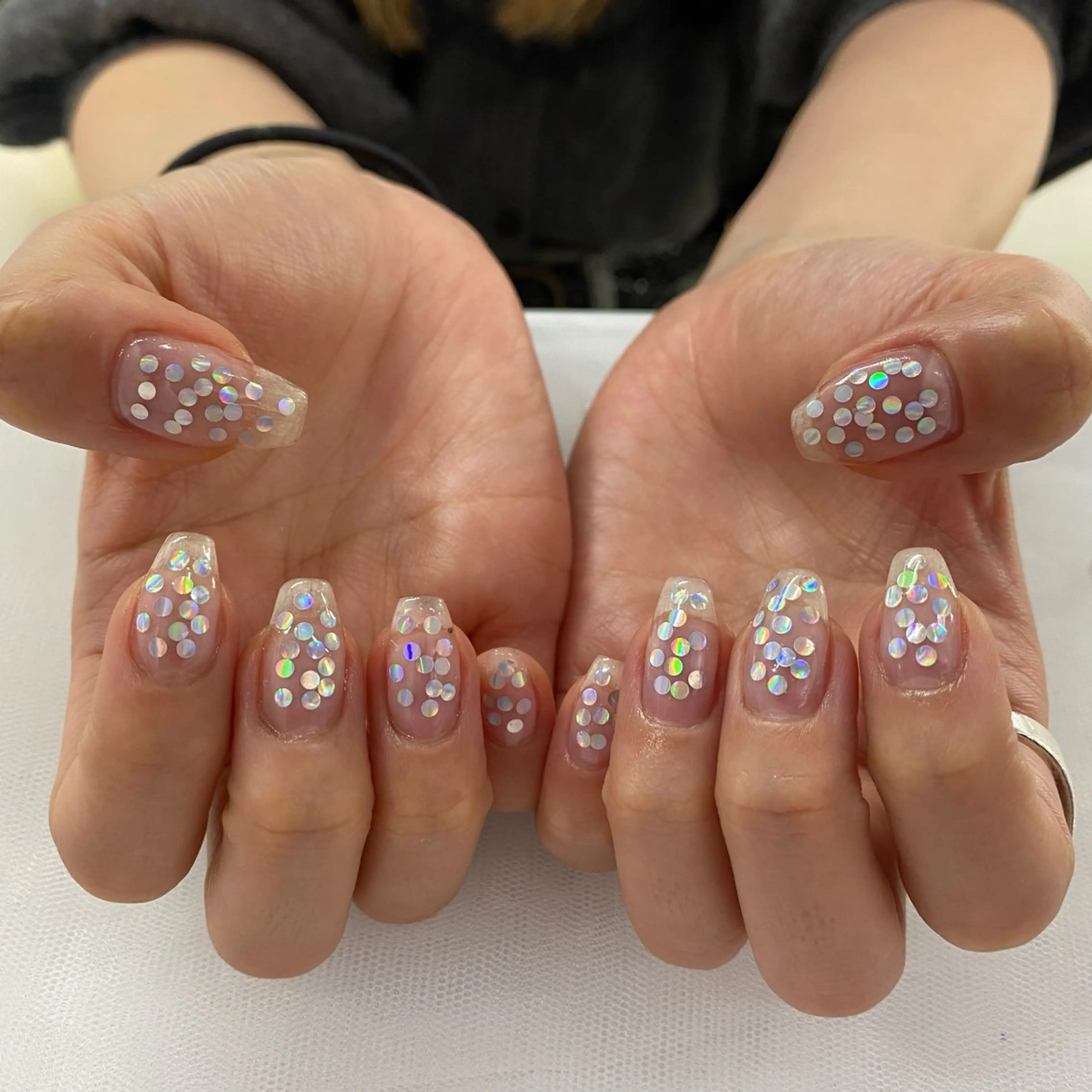 ネイル クリアネイル ホログラムネイル キラキラネイル ハンドネイル yuuka/池袋 🐾WOLTOKYOのネイルデザイン