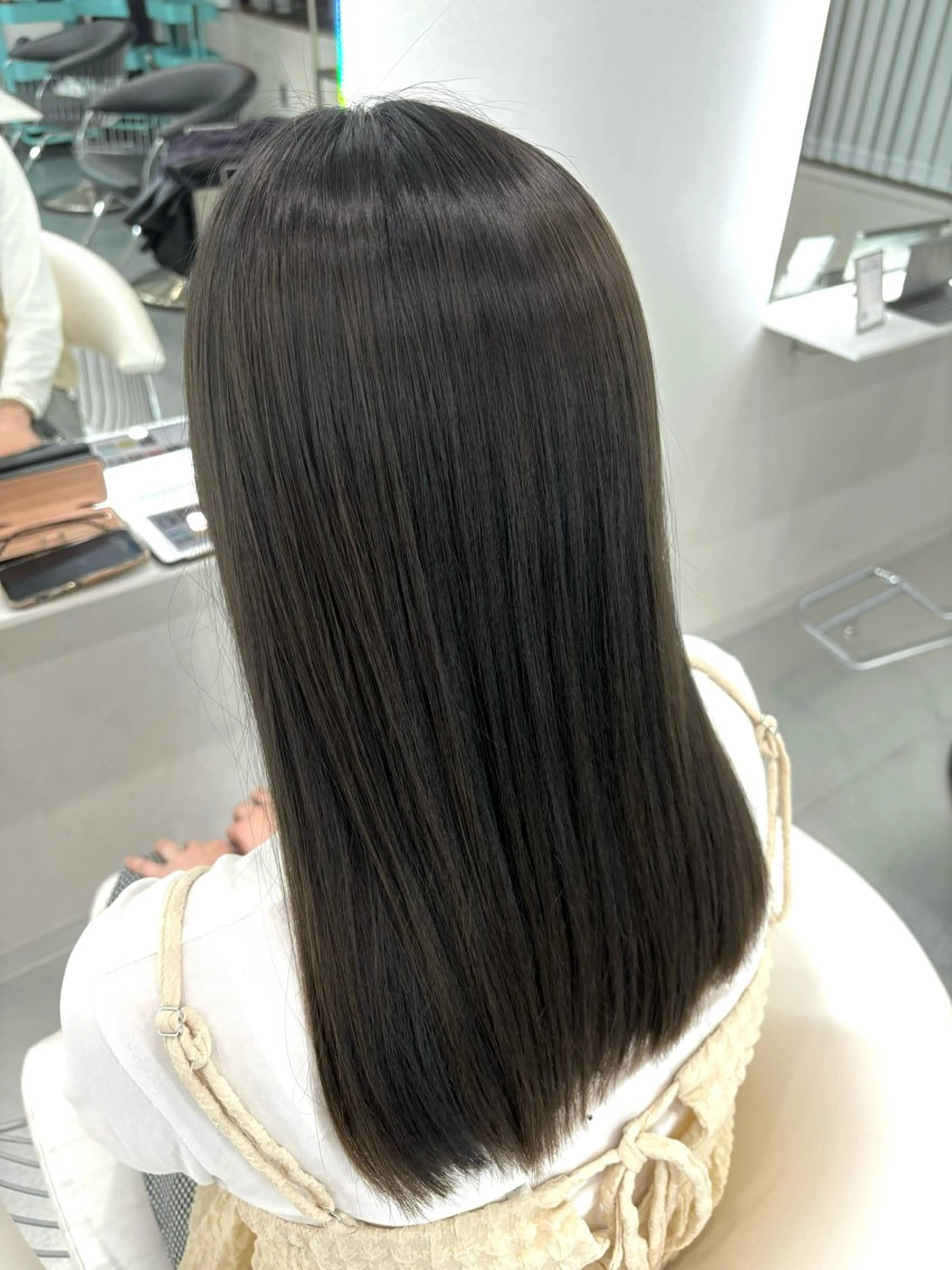 セミロング MoA cilue さつき（スタイリストのヘアスタイル