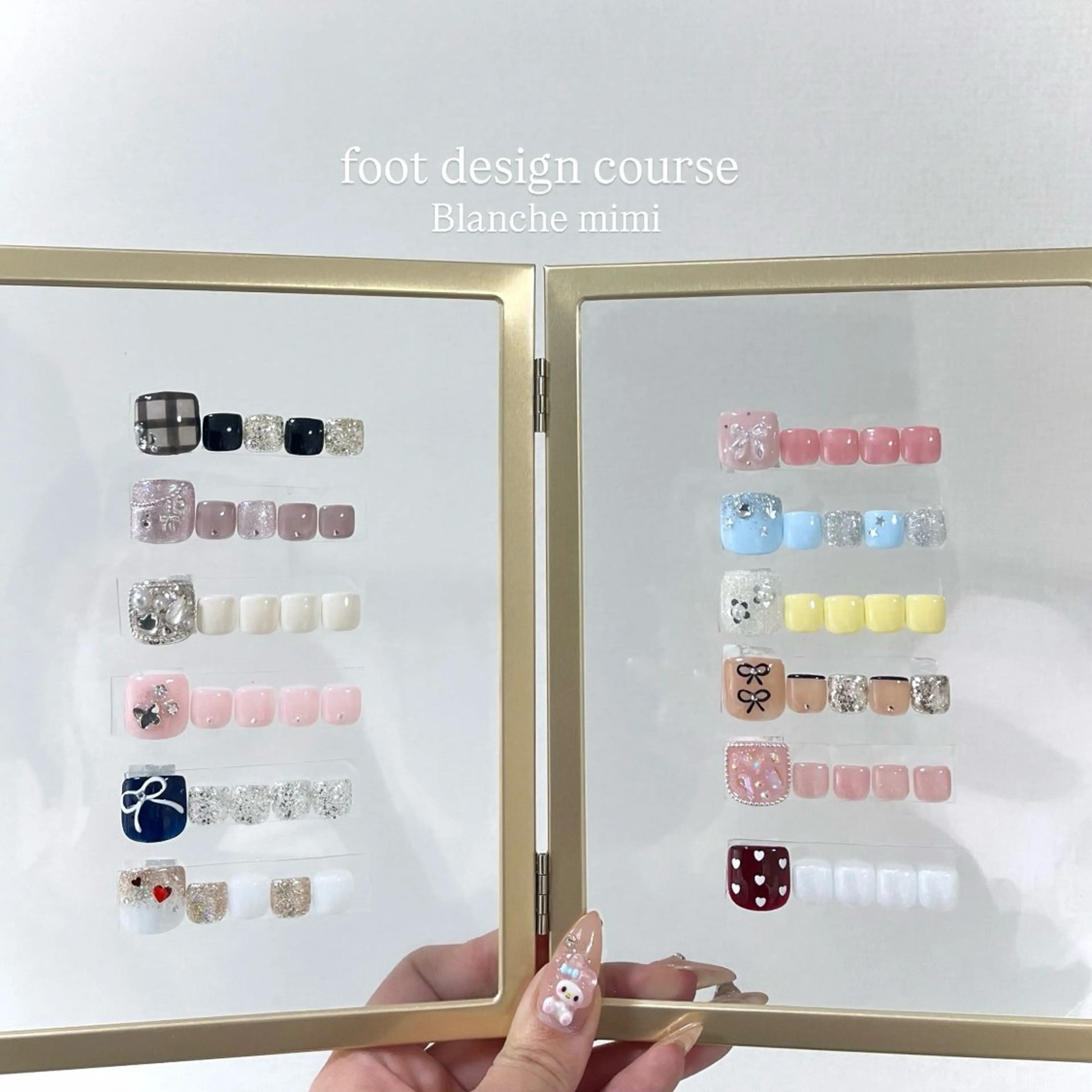 【ミニモ価格】foot定額デザイン［初回オフ込み］の写真